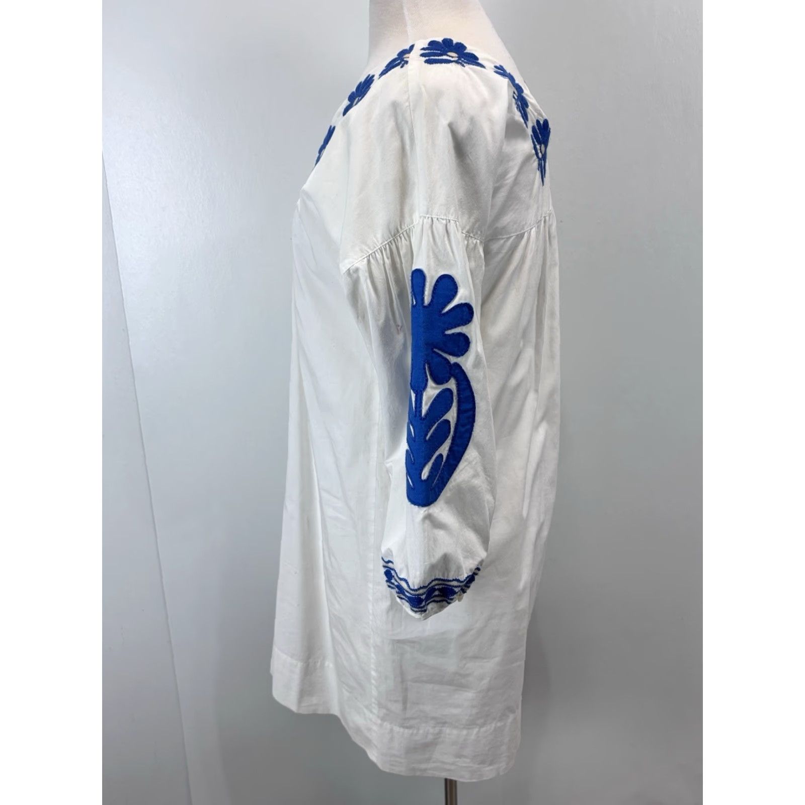 Madewell Madewell Dress Womens XS White/Blue Floral Embroidered Shift Boho Cotton 3/4 Sleeve V-Neck Womens Size XS / US 0-2 / IT 36-38 - 2 Thumbnail