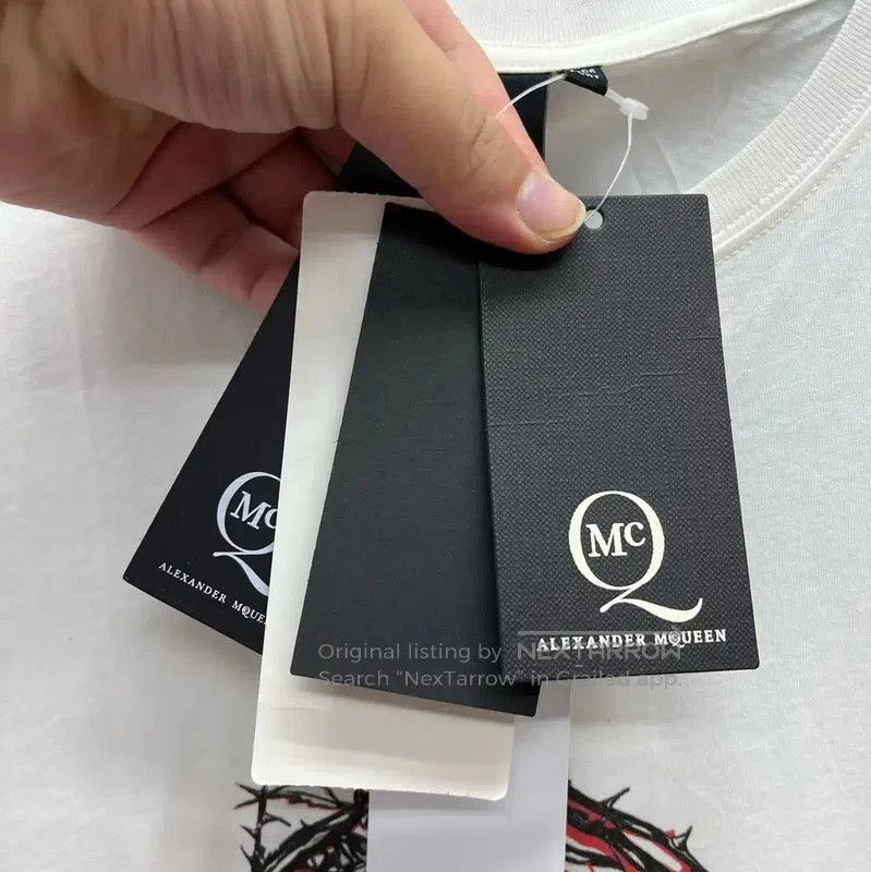 Alexander McQueen Alexander McQueen White Cotton Graphic T-Shirt . Size US S / EU 44-46 / 1 - 5 Thumbnail