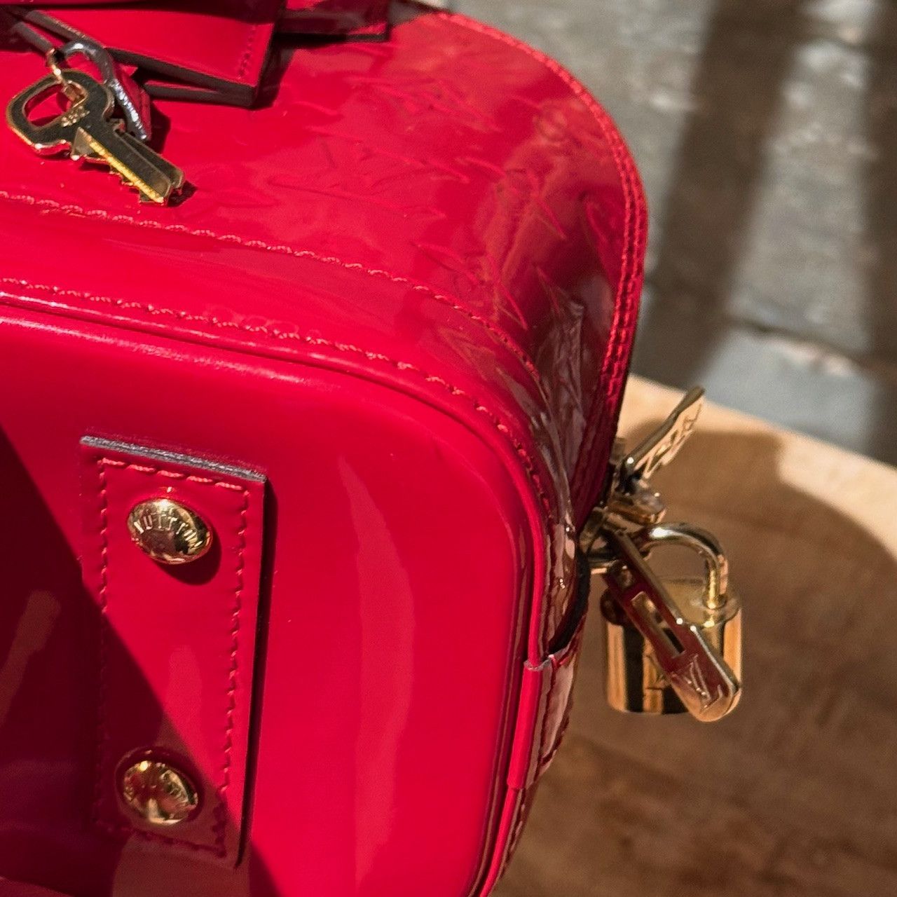 Louis Vuitton Louis Vuitton 2015 Red Monogramme Vernis Alma BB Bag Size ONE SIZE - 15 Thumbnail