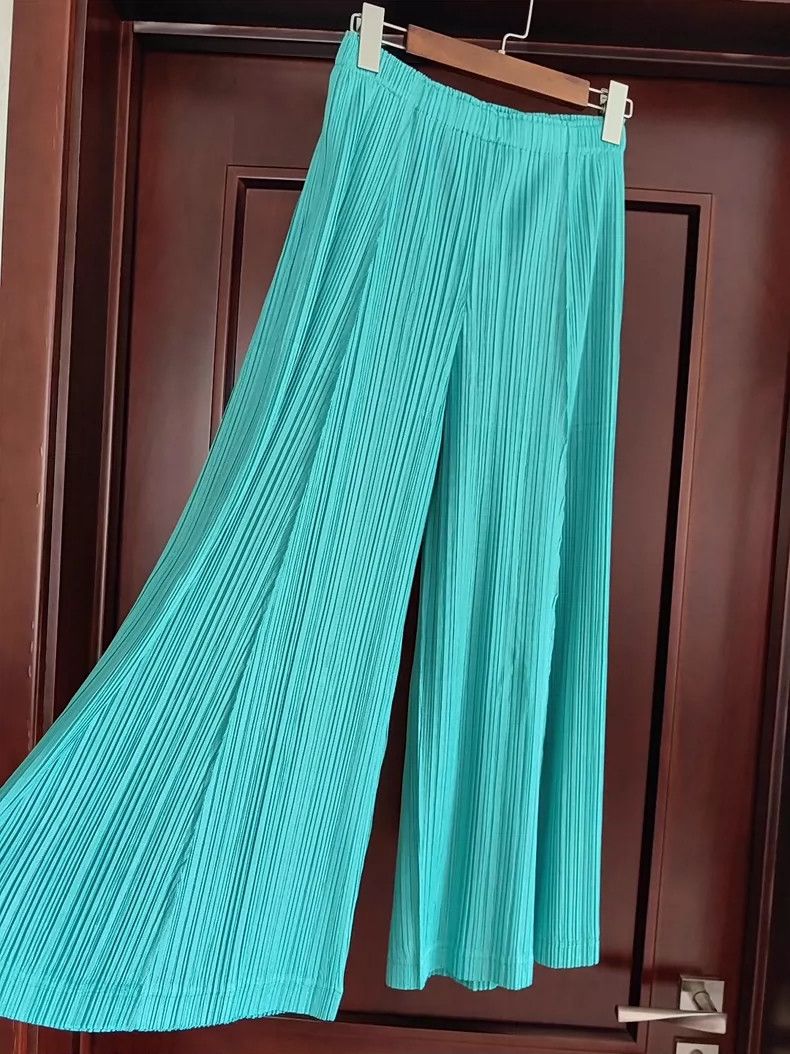 Issey Miyake Issey Miyake size:3 Mint green wide straight-leg trousers Size 22" - 2 Thumbnail