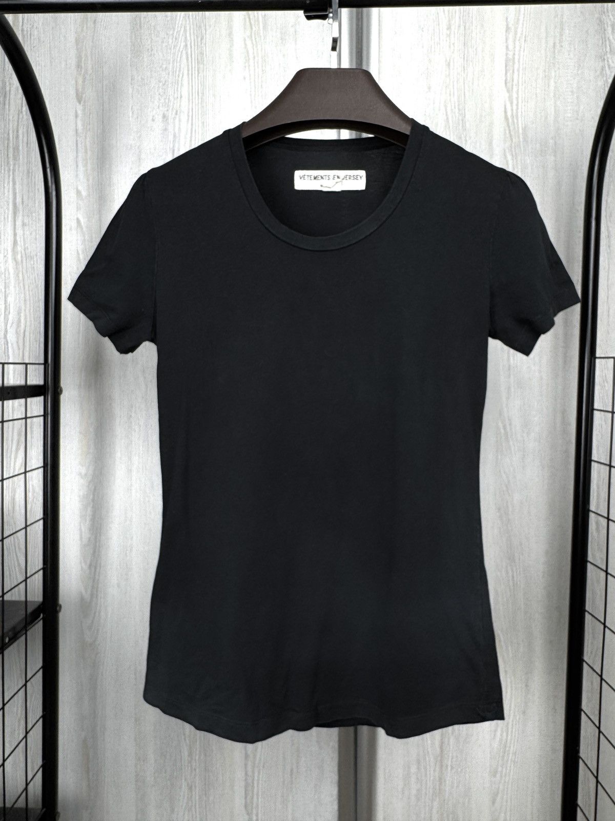 Vetements De Sport By Wim Neels vetements en jersey Wim Neels black tee shirt size 38 Size S / US 4 / IT 40 - 2 Thumbnail