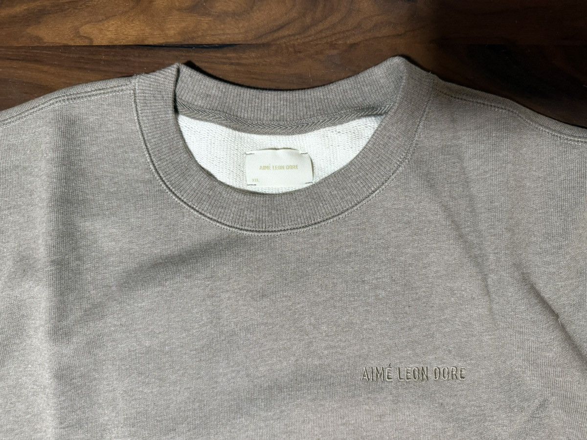 Aime Leon Dore Aime Leon Dore Aimé Tonal Logo Camel Melange Crewneck XXL Size US XXL / EU 58 / 5 - 2 Thumbnail