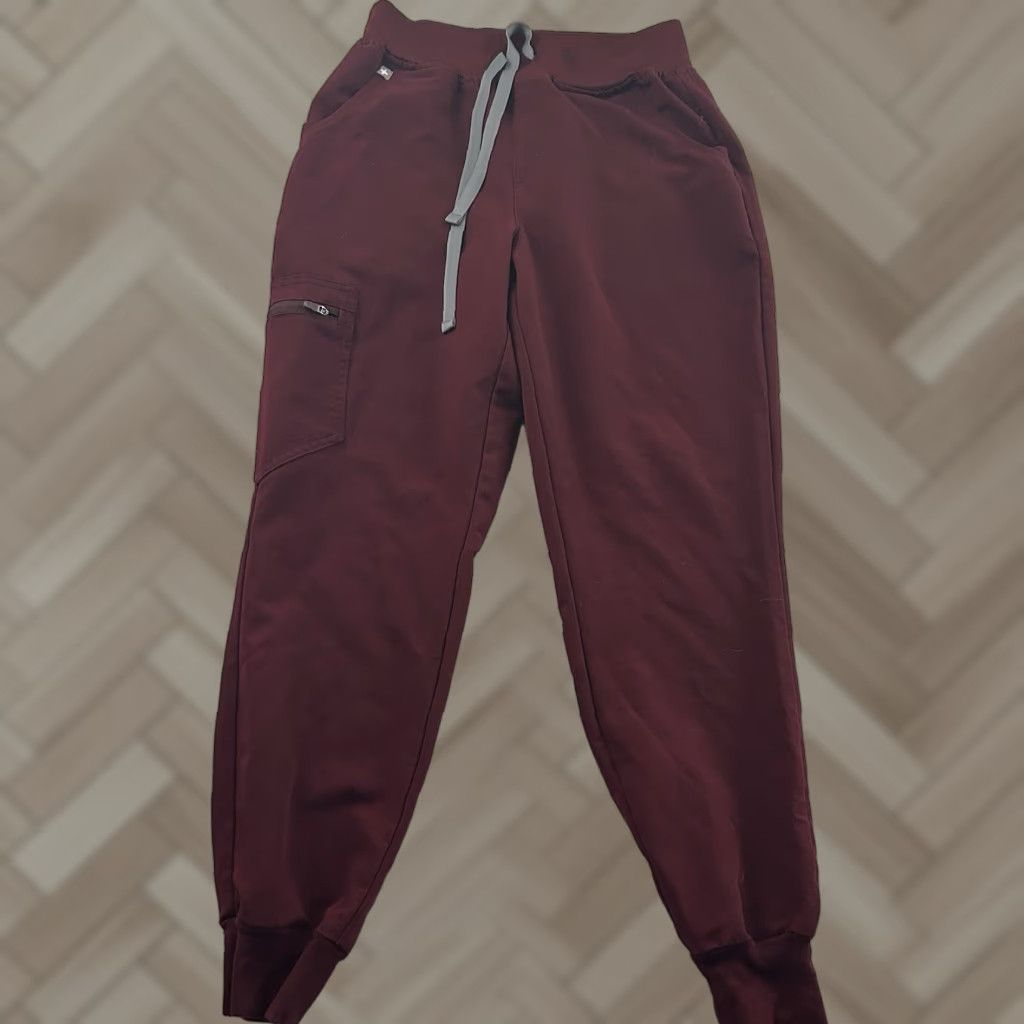 Vintage FIGS Technical Collection Zamora Jogger Scrub Pants Women S Red Maroon Jogger Pants Super Knit Scrubs Womens Subcategory: Pants Size 28" / US 6 / IT 42 - 1 Thumbnail