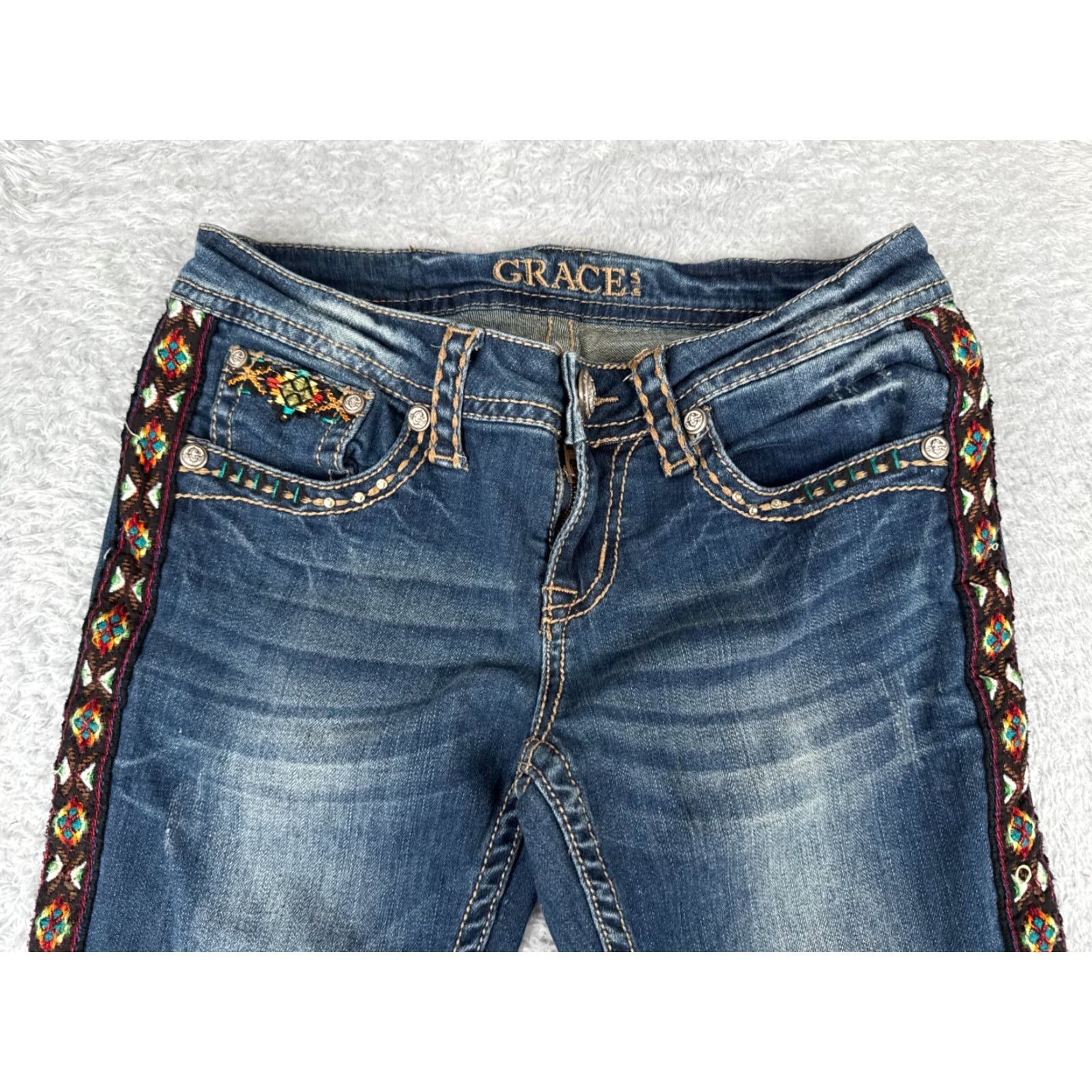 Grace in LA Grace In LA Jeans Women 26 Blue Denim Skinny Guitar Strap Southwest Native 29L Size 26" / US 2 / IT 38 - 4 Thumbnail
