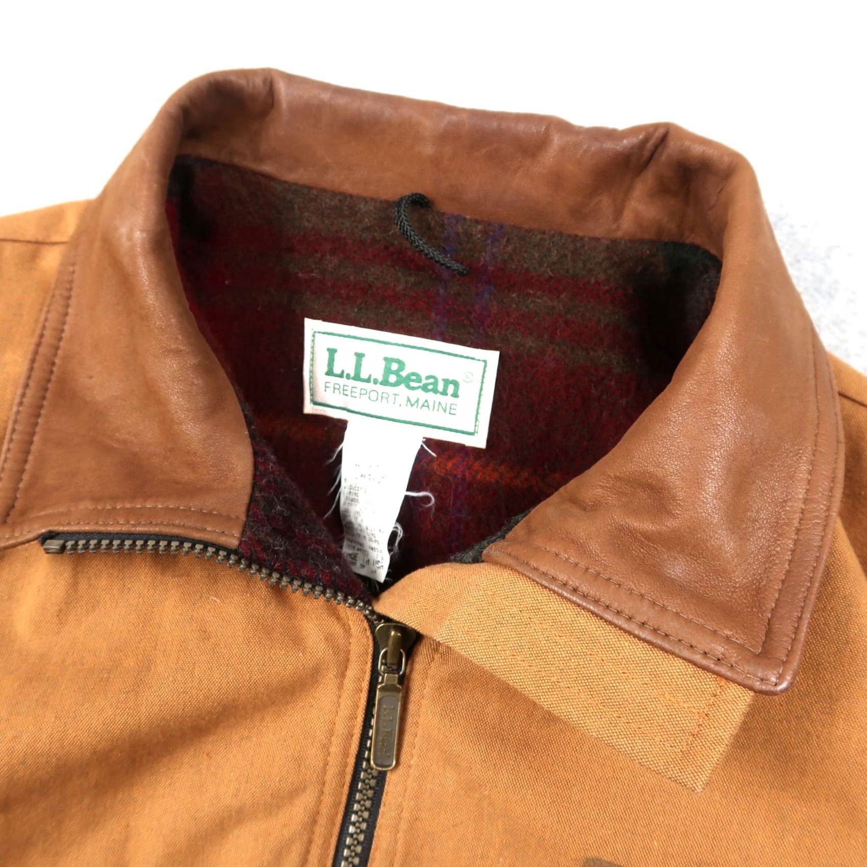 Vintage VINTAGE L.L. Bean Jacket Womens L Canvas Bomber Wool Lined Khaki Leather Collar USA Jacket Size L / US 10 / IT 46 - 4 Thumbnail