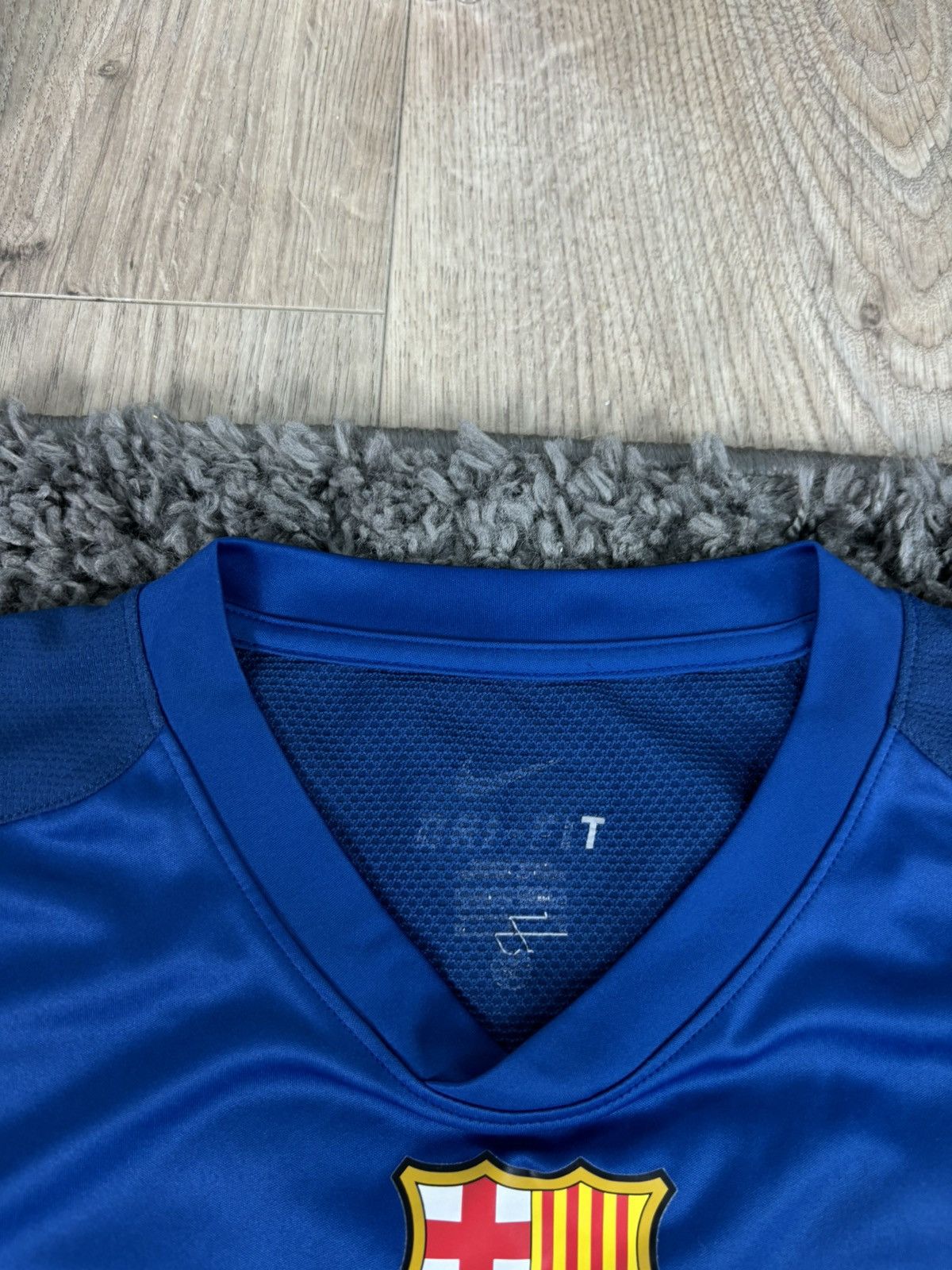 Nike × Vintage Nike Center Logo Football T-Shirt Soccer Jersey FC Barcelona Size US M / EU 48-50 / 2 - 5 Thumbnail
