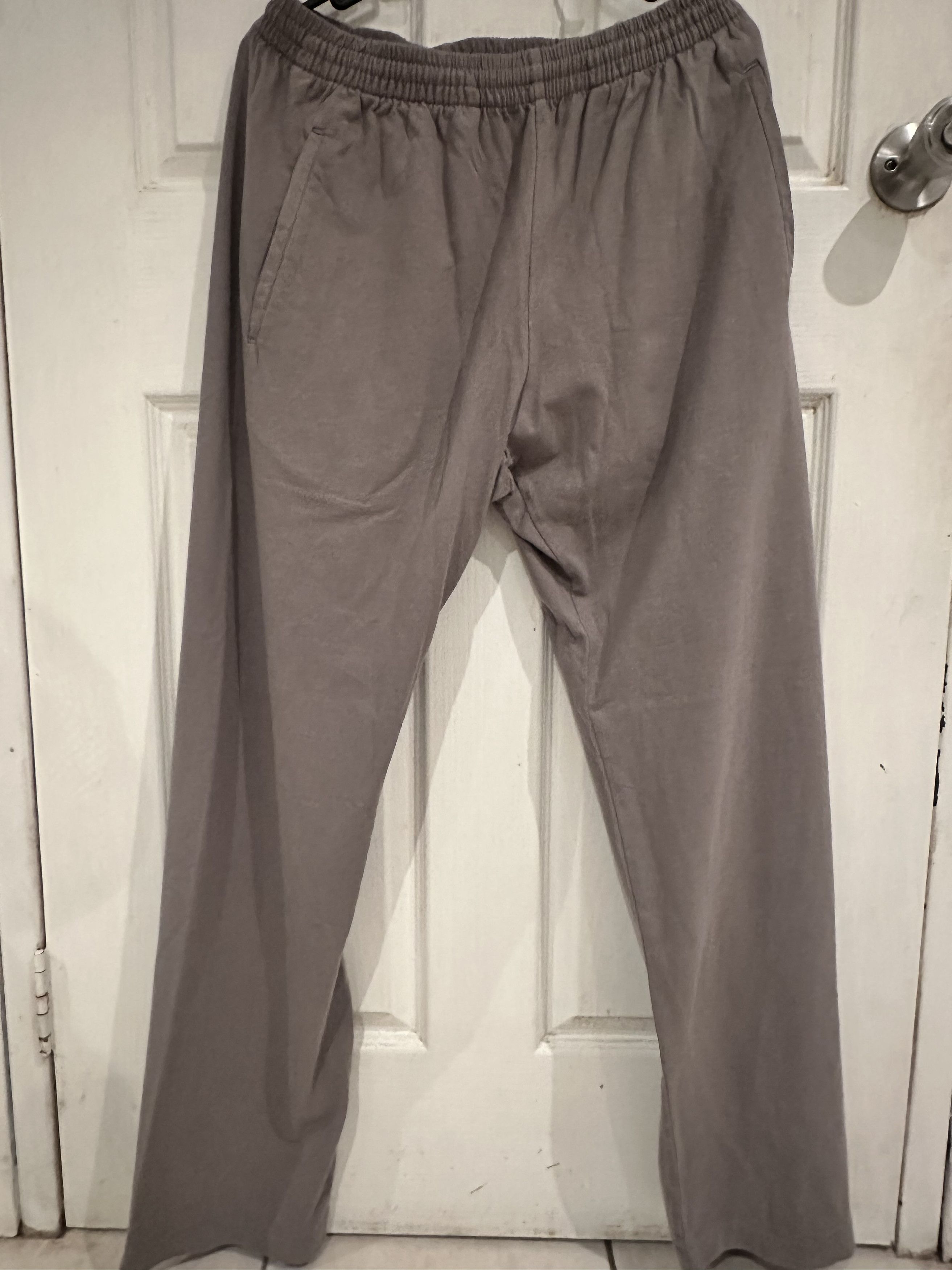 Balenciaga × Gap × Yeezy YZY x GAP Unreleased 2022 Sweatpants Size US 30 / EU 46 - 1 Thumbnail