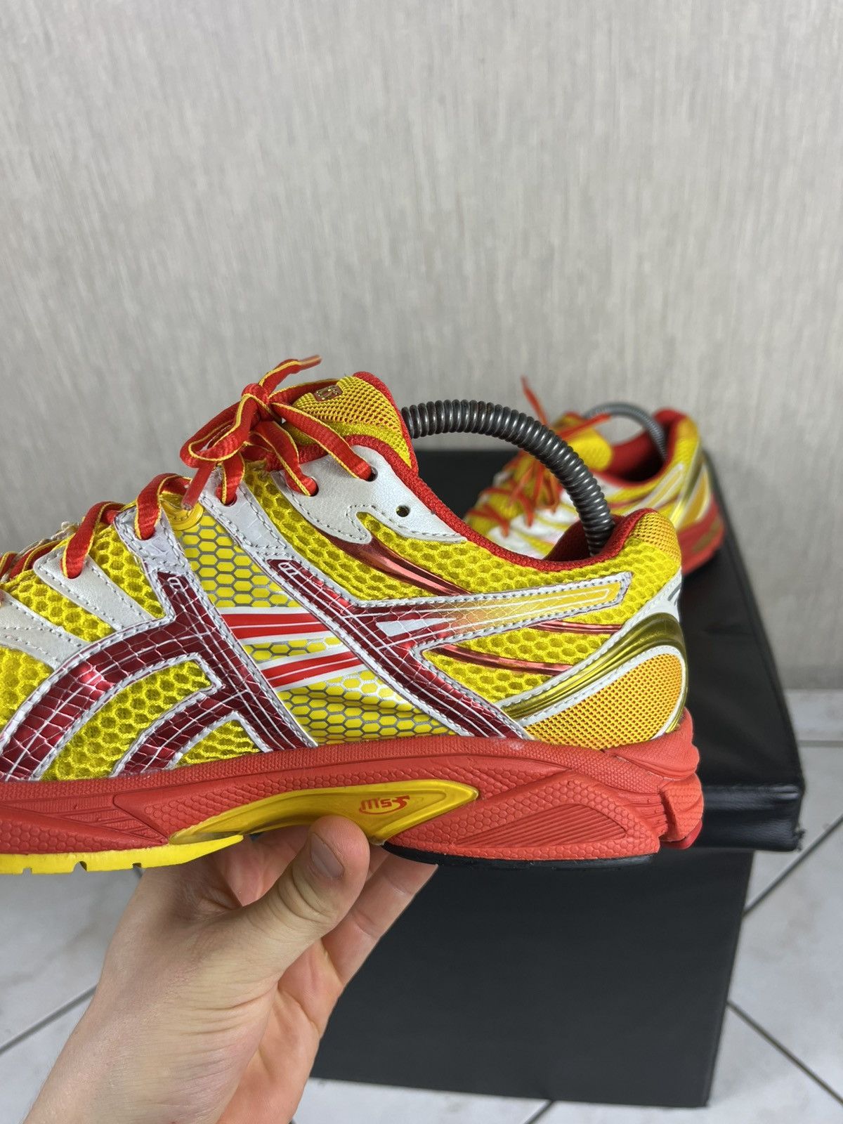 Asics Vintage Asics gel-os sky speed asymmetric laces mesh shoes Size US 8.5 / EU 41-42 - 12 Thumbnail