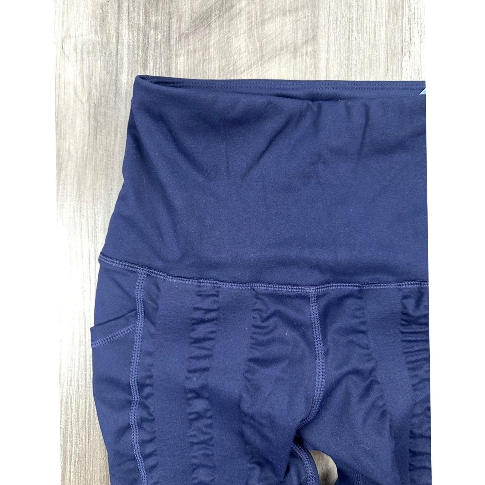 Vintage Sweetflexx Leggings Navy High Rise Pockets Women 4 NWOT Compression Polyester Spandex 79/21 Size 27" / US 4 / IT 40 - 5 Thumbnail