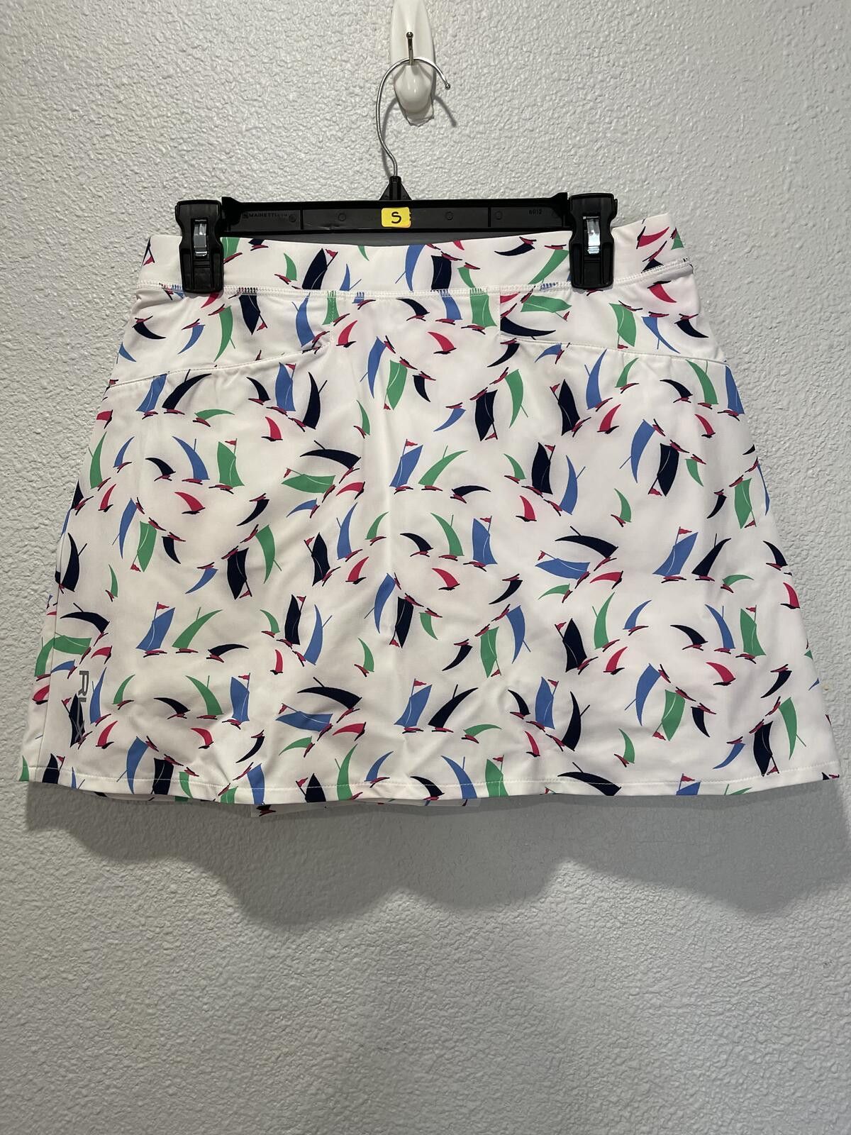 Nike Nike Women's Golf Skirt Size S White Multi Color Sailboat Size 28" / US 6 / IT 42 - 3 Thumbnail
