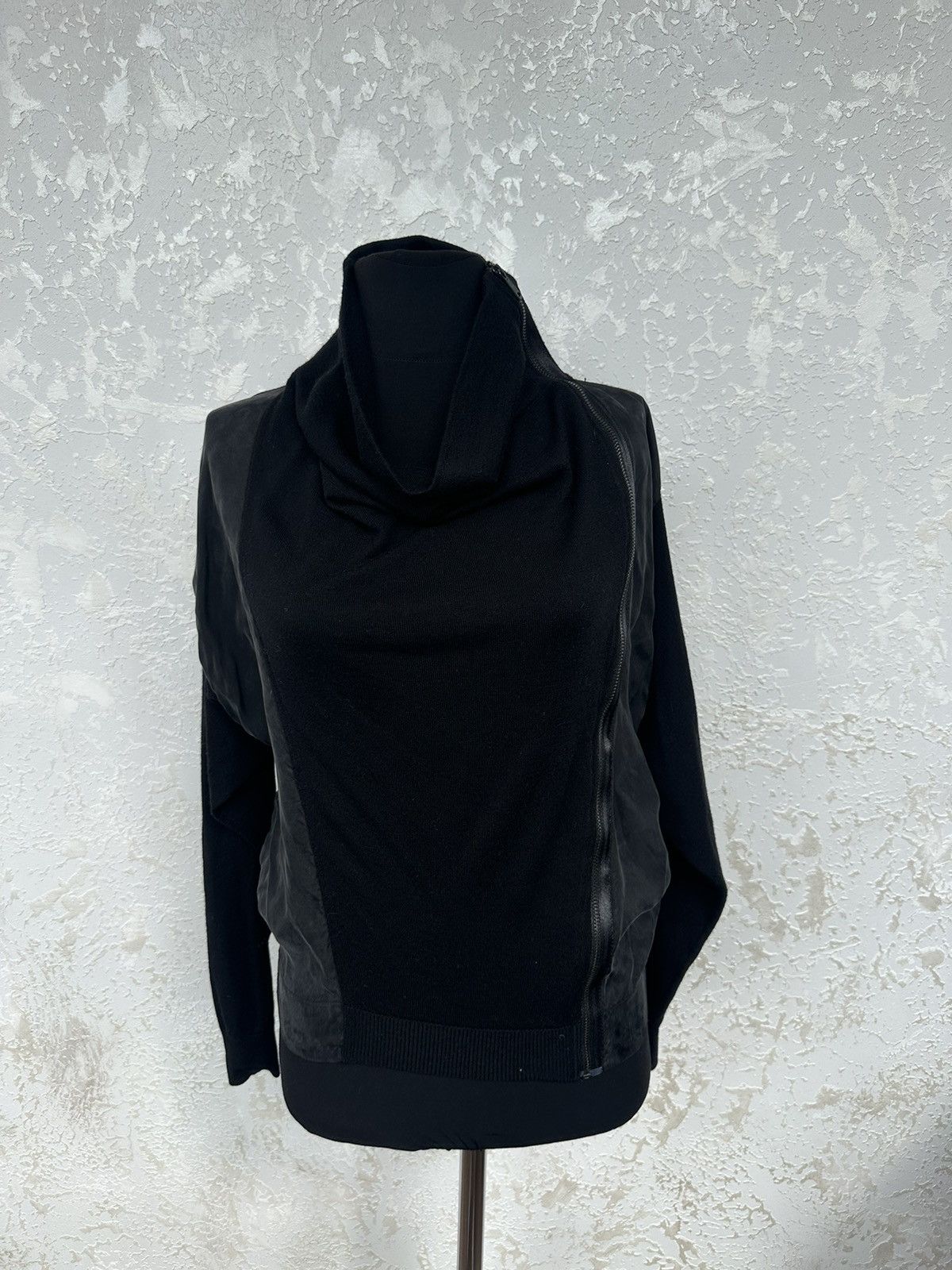 Diesel diesel sweater women full zip avantgarde opium Y2K size XS Size XS / US 0-2 / IT 36-38 - 1 Thumbnail