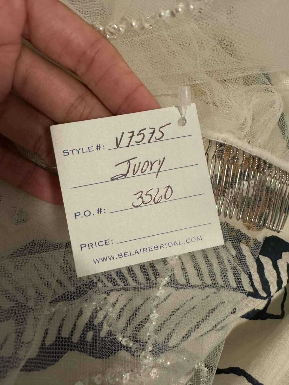 Other Bridal Veil Size ONE SIZE - 2 Thumbnail