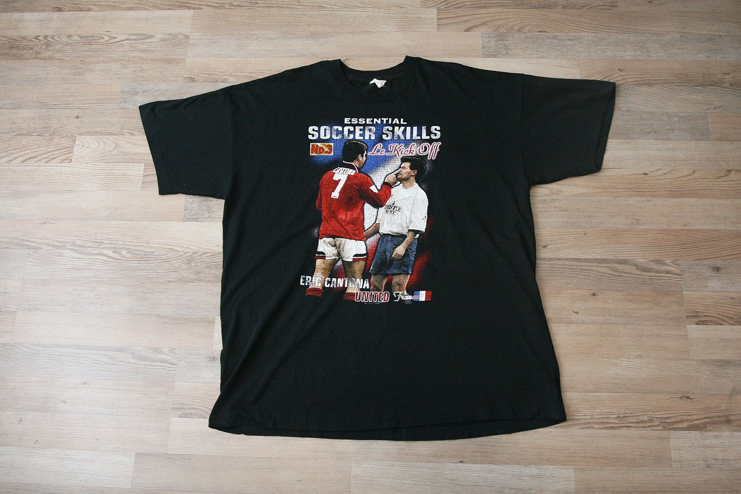 Vintage Vintage 90s Eric Cantona Manchester United Single Stitch tee Size US XL / EU 56 / 4 - 1 Thumbnail