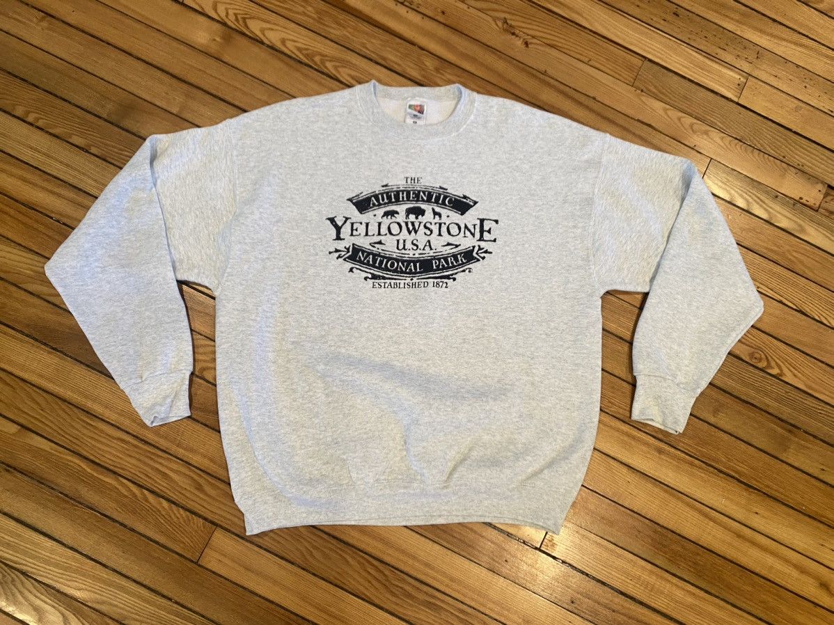 Vintage Vintage Yellowstone national park crewneck sweater xl Size US XL / EU 56 / 4 - 1 Thumbnail