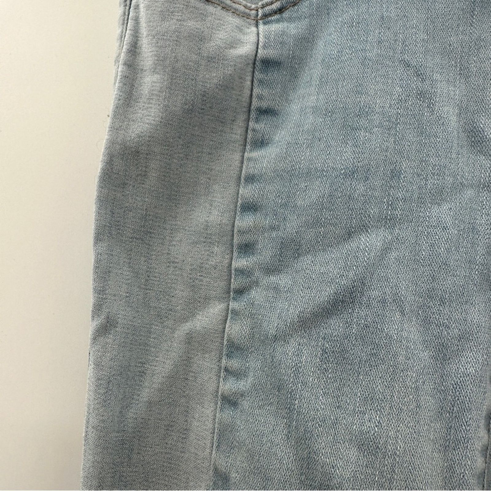 American Eagle Outfitters American Eagle Light Wash Mid Rise Cropped Jegging Jean Sz 4 Size 26" / US 2 / IT 38 - 9 Thumbnail