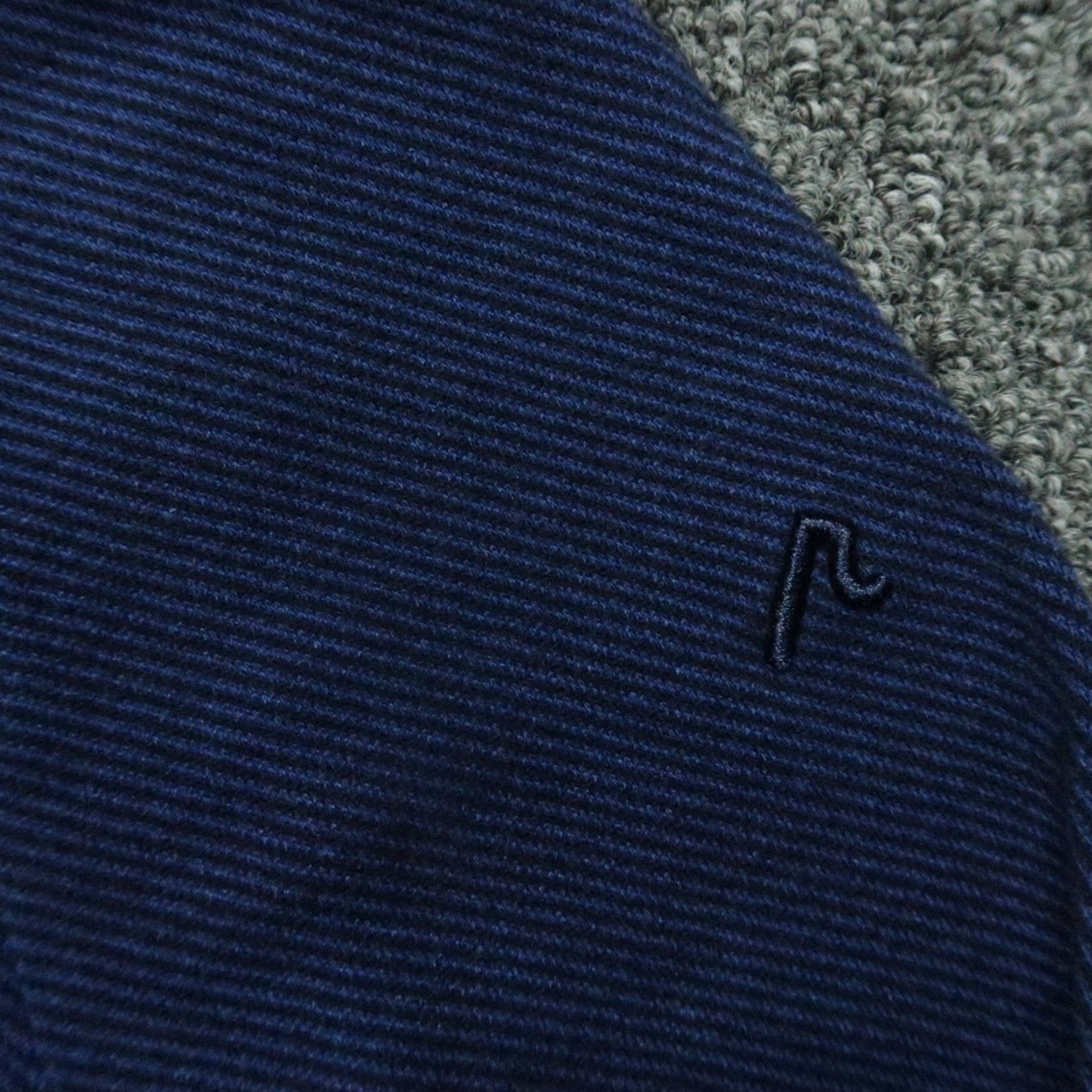 Vintage Redvanly Hoodie Mens Small Blue Pullover Hooded Pockets Breathable Lightweight Performance CrossFit Gym & Training Winter Spring Fall Pockets Size US S / EU 44-46 / 1 - 4 Thumbnail