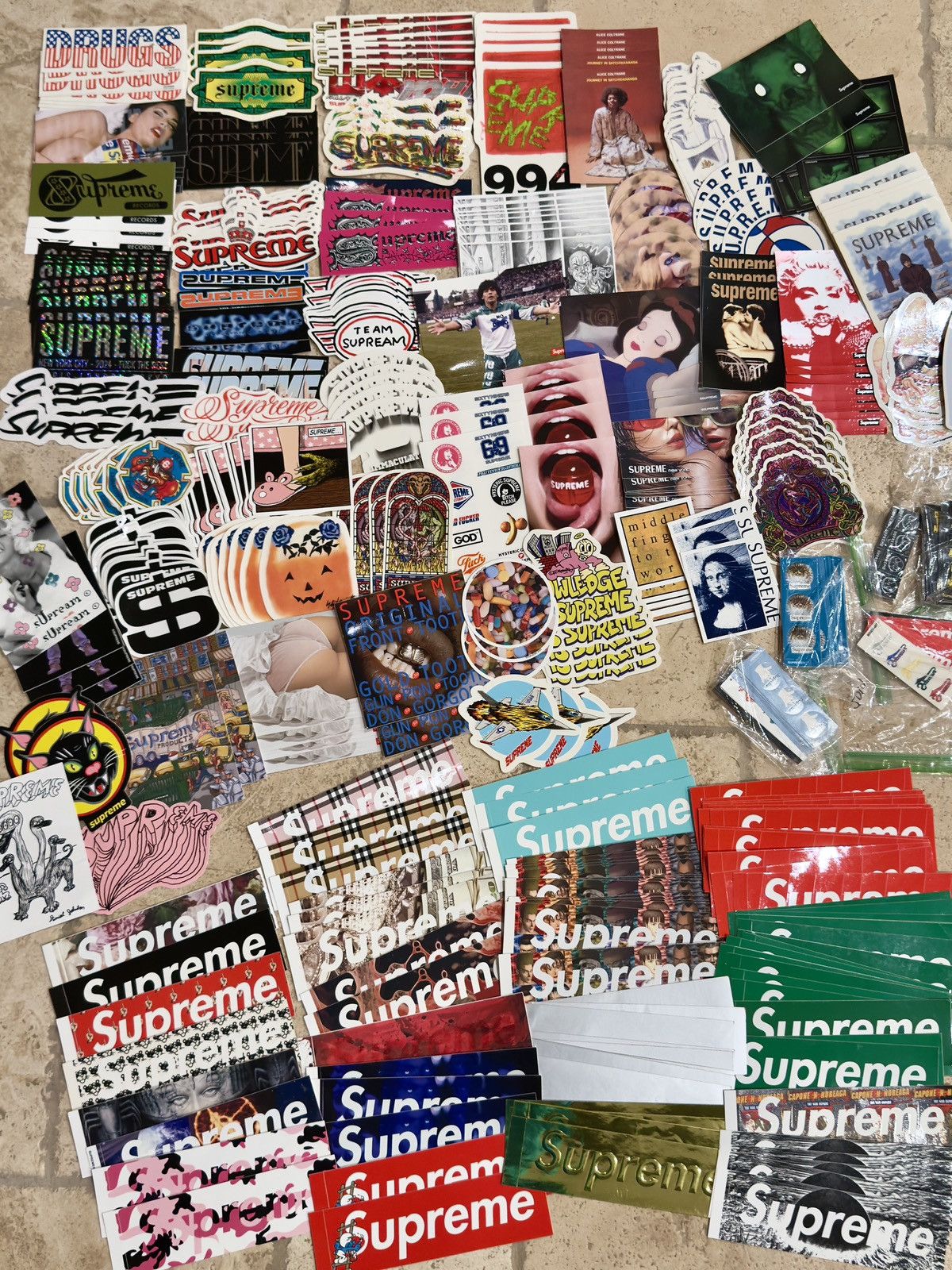 Supreme Supreme Mystery Sticker Pack - Medium Size ONE SIZE - 2 Thumbnail