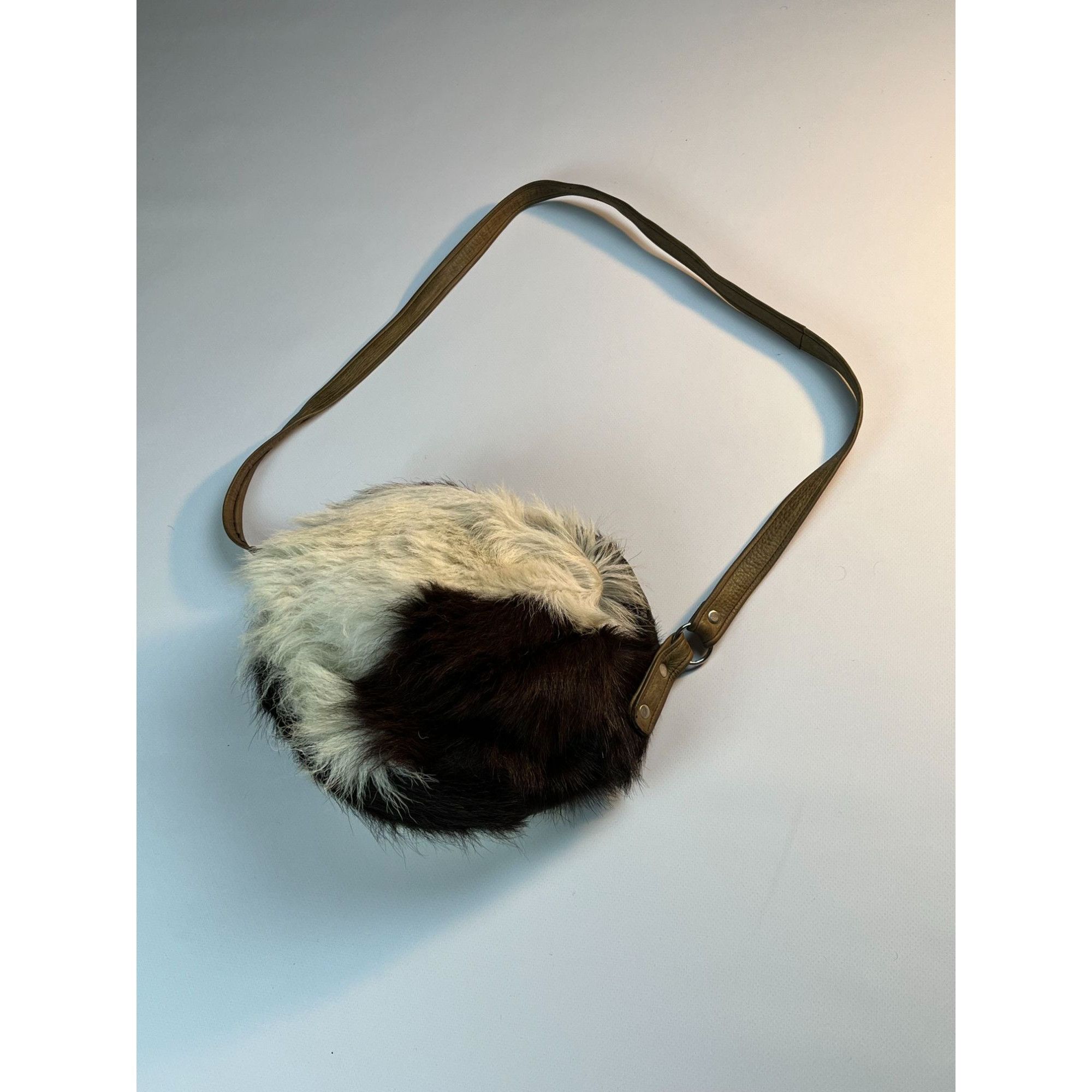 Vintage Vintage Round Faux Fur Shoulder Bag Size ONE SIZE - 1 Thumbnail