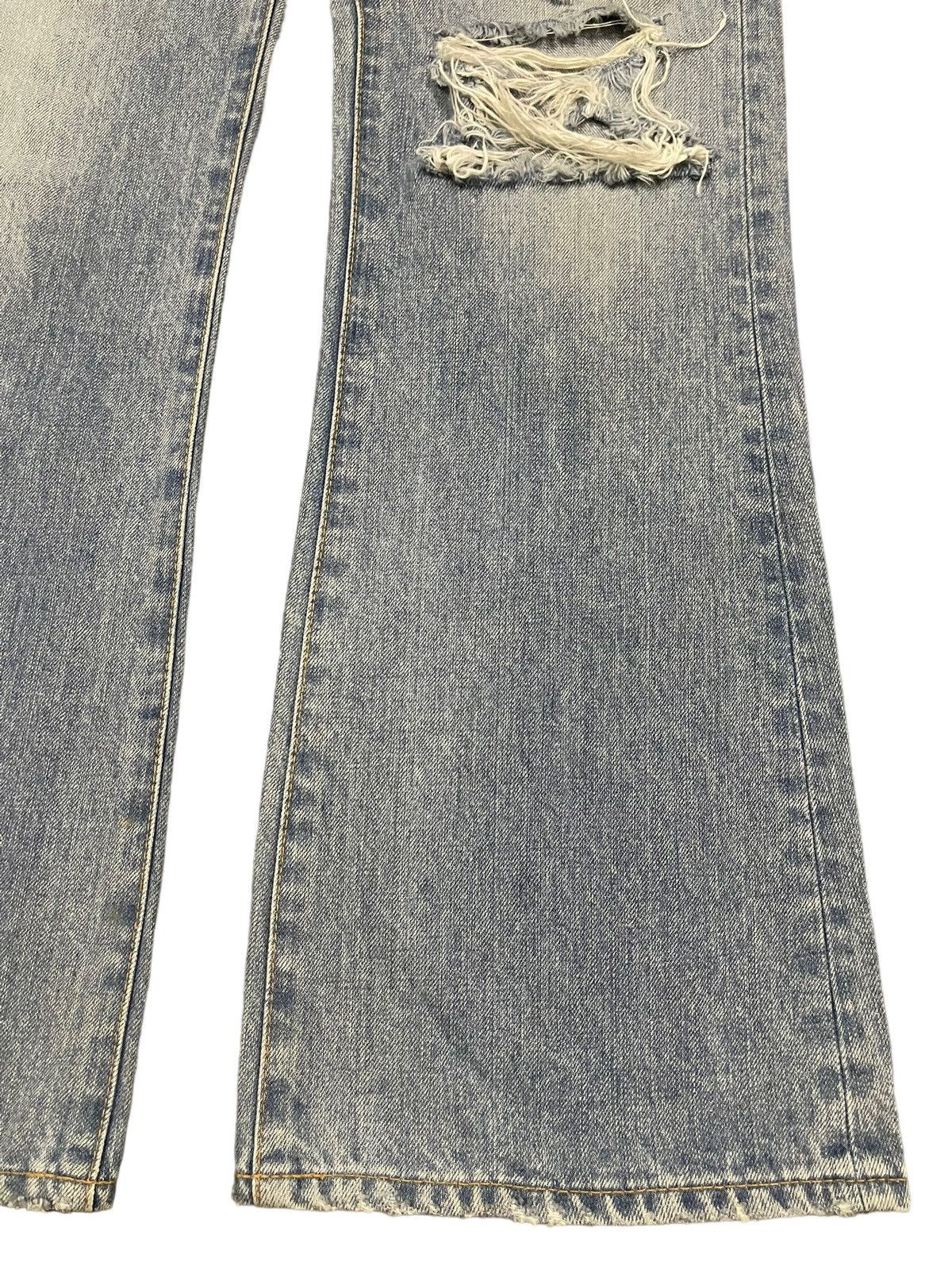In The Attic Vintage Japanese Brand Blue Wash Distressed Flare Jeans Size US 28 / EU 44 - 6 Thumbnail