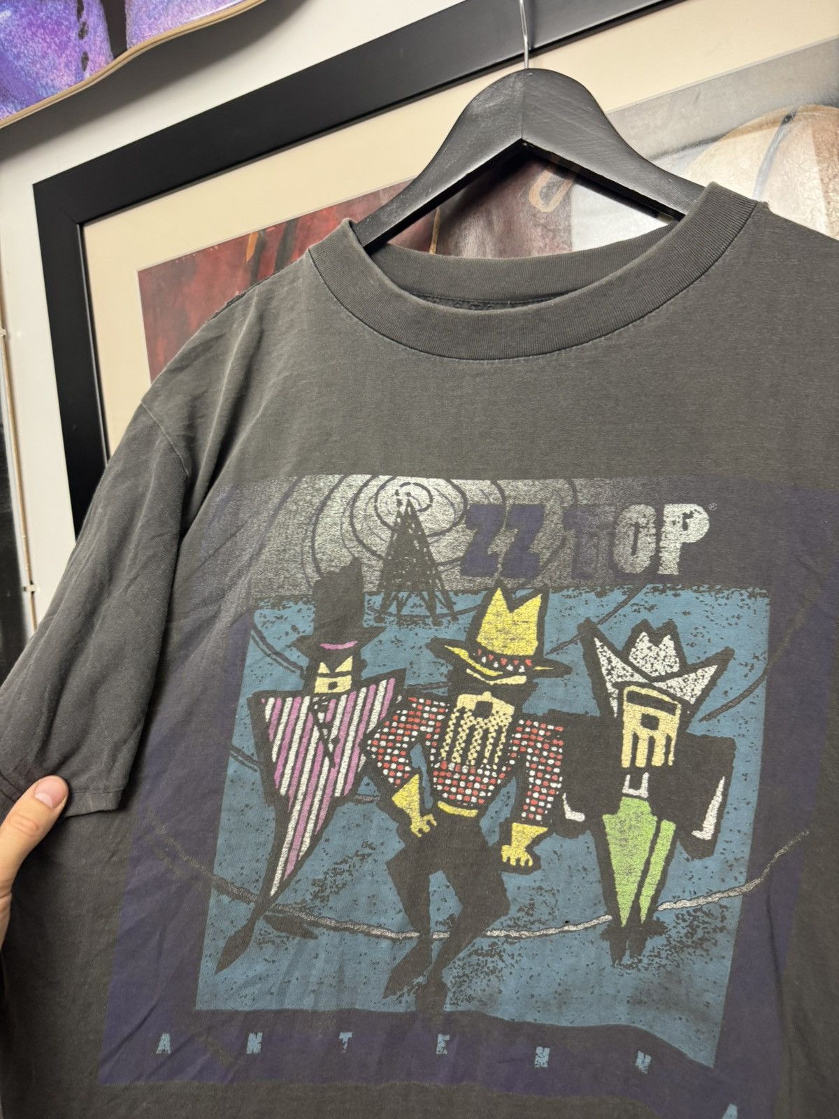 Band Tees Vintage 90s World Tour Tee ZZ Top Antena Distressed Washed Size US XL / EU 56 / 4 - 3 Thumbnail