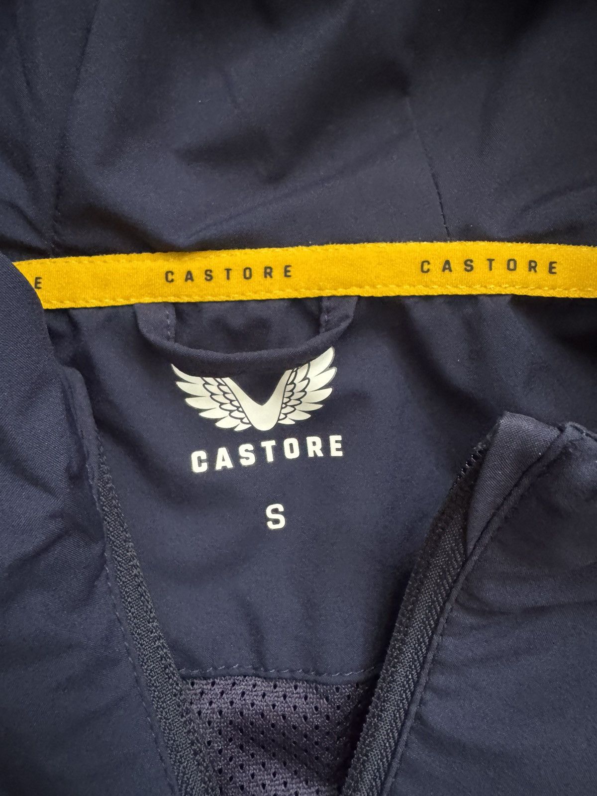 Castore Wolverhampton Wanderers castore jacket soccer jersey Size US S / EU 44-46 / 1 - 6 Thumbnail