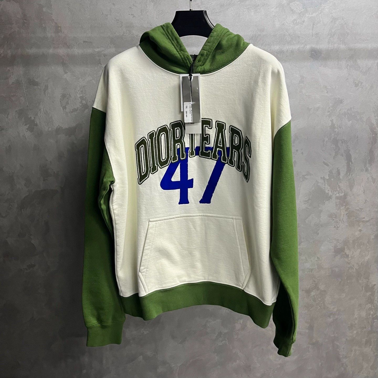 Dior dior hooded sweatshirt with letter print Size US XL / EU 56 / 4 - 1 Thumbnail