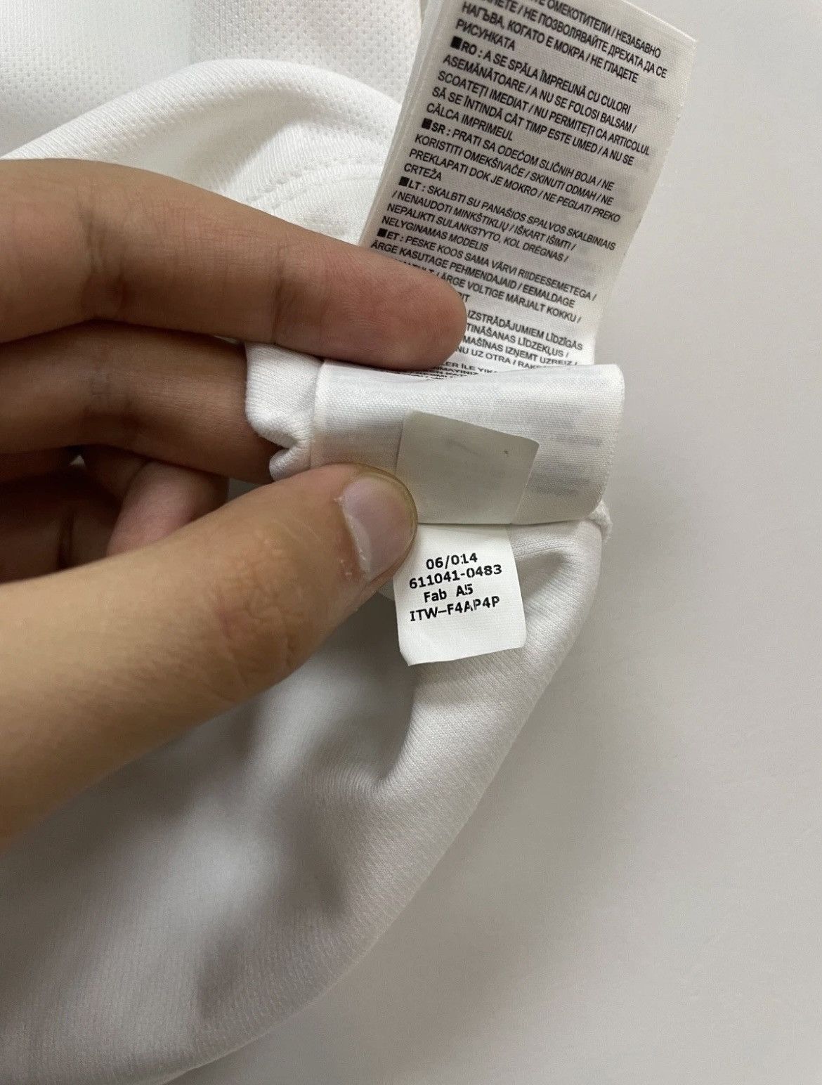 Nike Manchester United 2014/2015 Away Football Shirt Jersey Youth Size US XXS / EU 40 - 11 Thumbnail