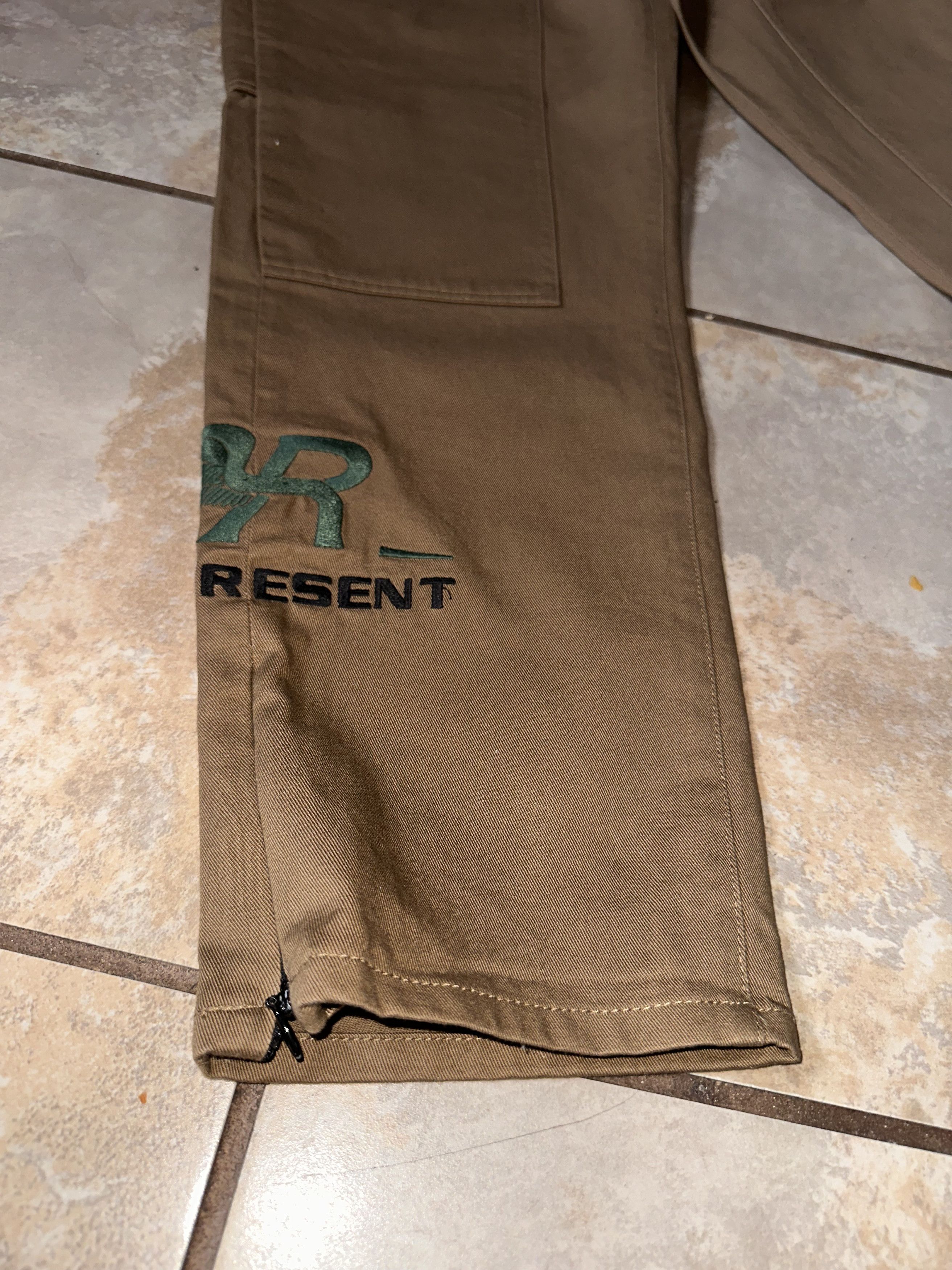 Represent Clo. Represent Team Spirit Carpenter Pant Size US 30 / EU 46 - 4 Thumbnail