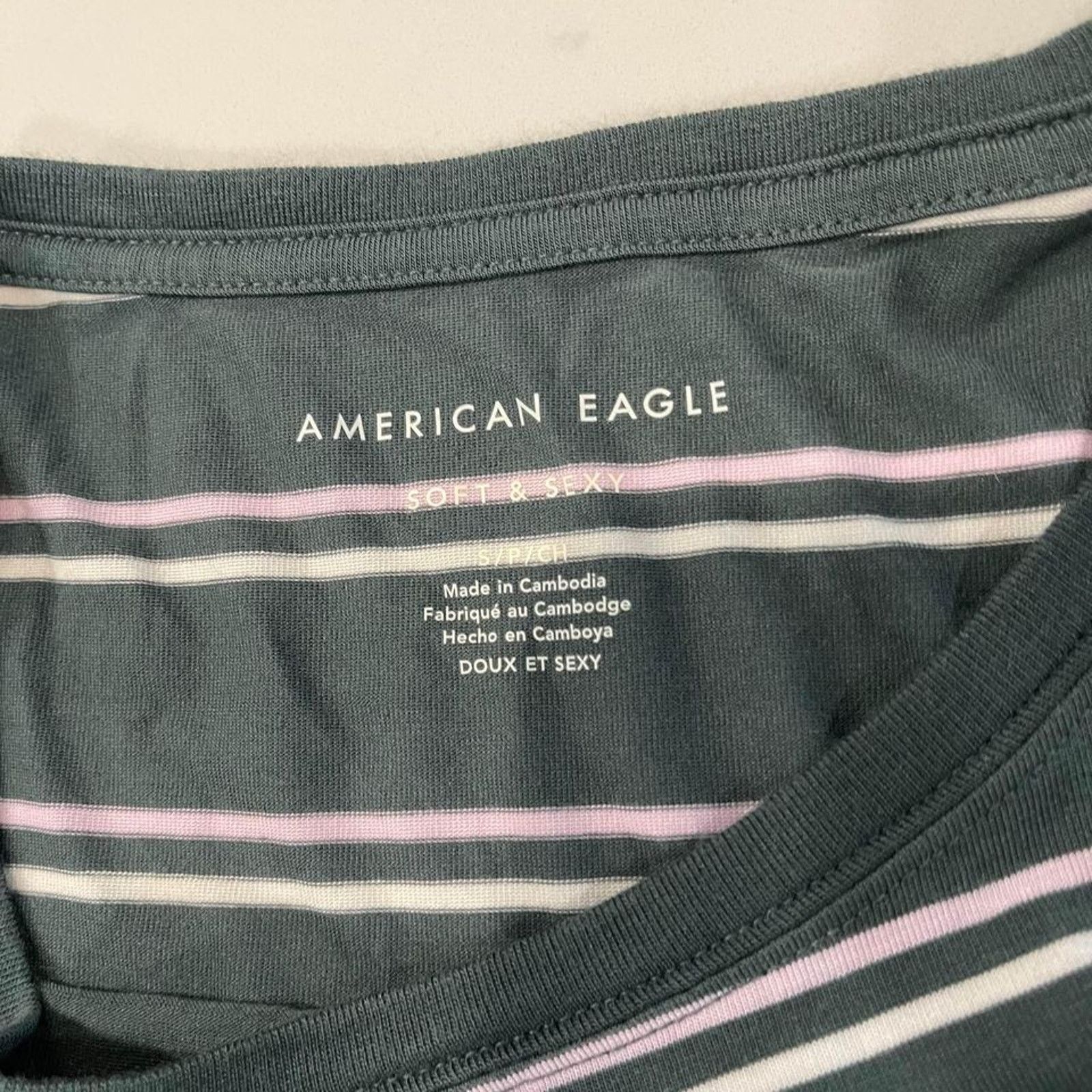 American Eagle Outfitters American Eagle Soft & Sexy Green Striped T Shirt Women Small Size S / US 4 / IT 40 - 3 Thumbnail