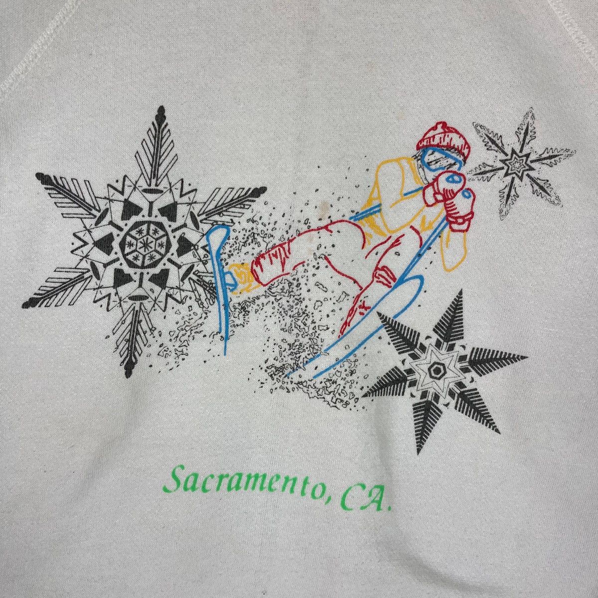 Vintage Vintage Skiing Graphics Pullover Jumper Sweatshirt Size US M / EU 48-50 / 2 - 3 Thumbnail