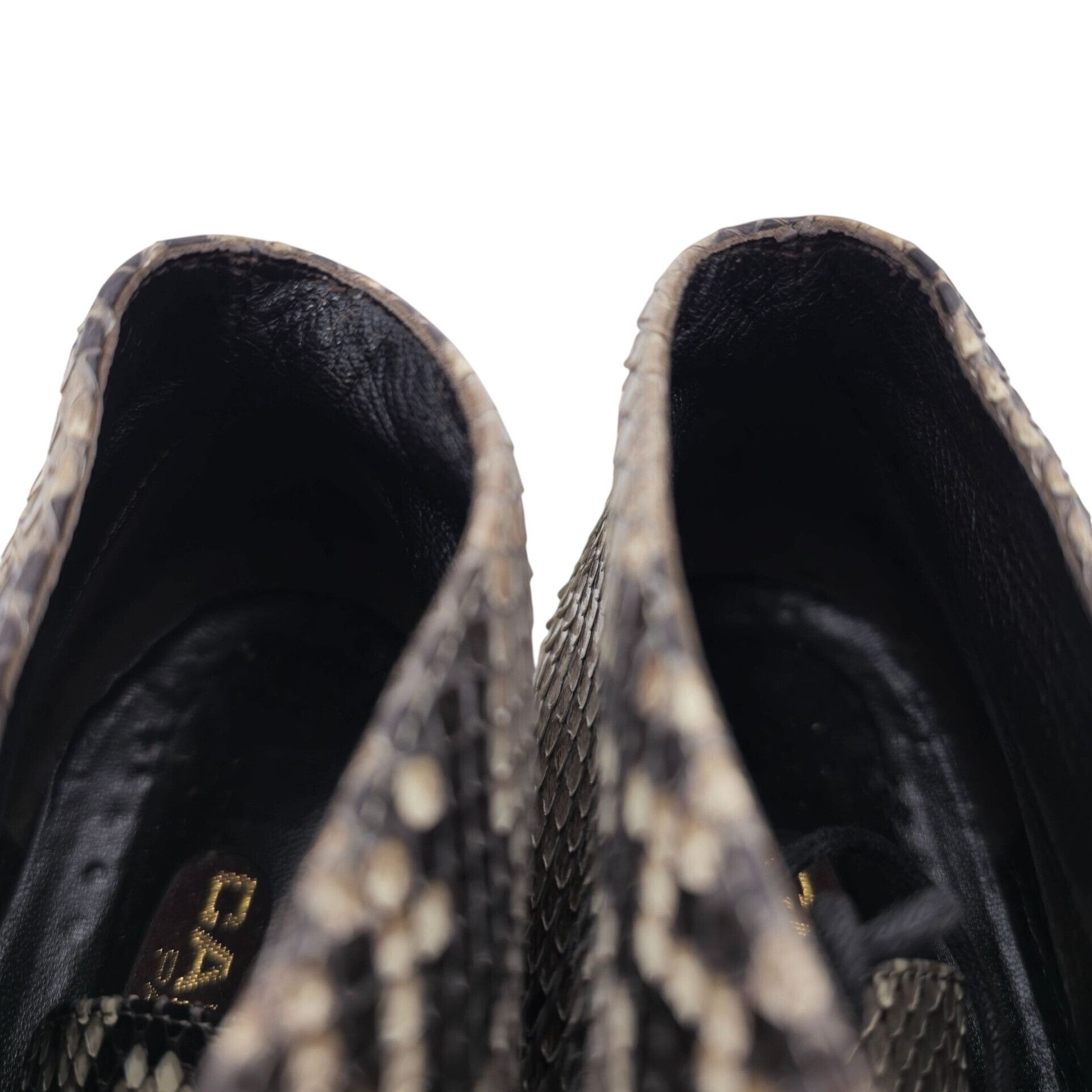 Carel Paris Carel Paris Italy Exotic Snakeskin Leather Ankle Chukka Boot Size US 6.5 / IT 36.5 - 11 Thumbnail