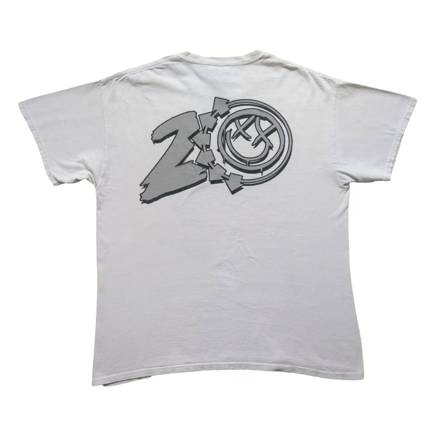 Gildan VINTAGE Blink-182 VTG Y2K PUNK ROCK 20th ANIVERSARY MUSIC TOUR GRAPHIC WHITE T-SHIRT LG Size US L / EU 52-54 / 3 - 3 Thumbnail