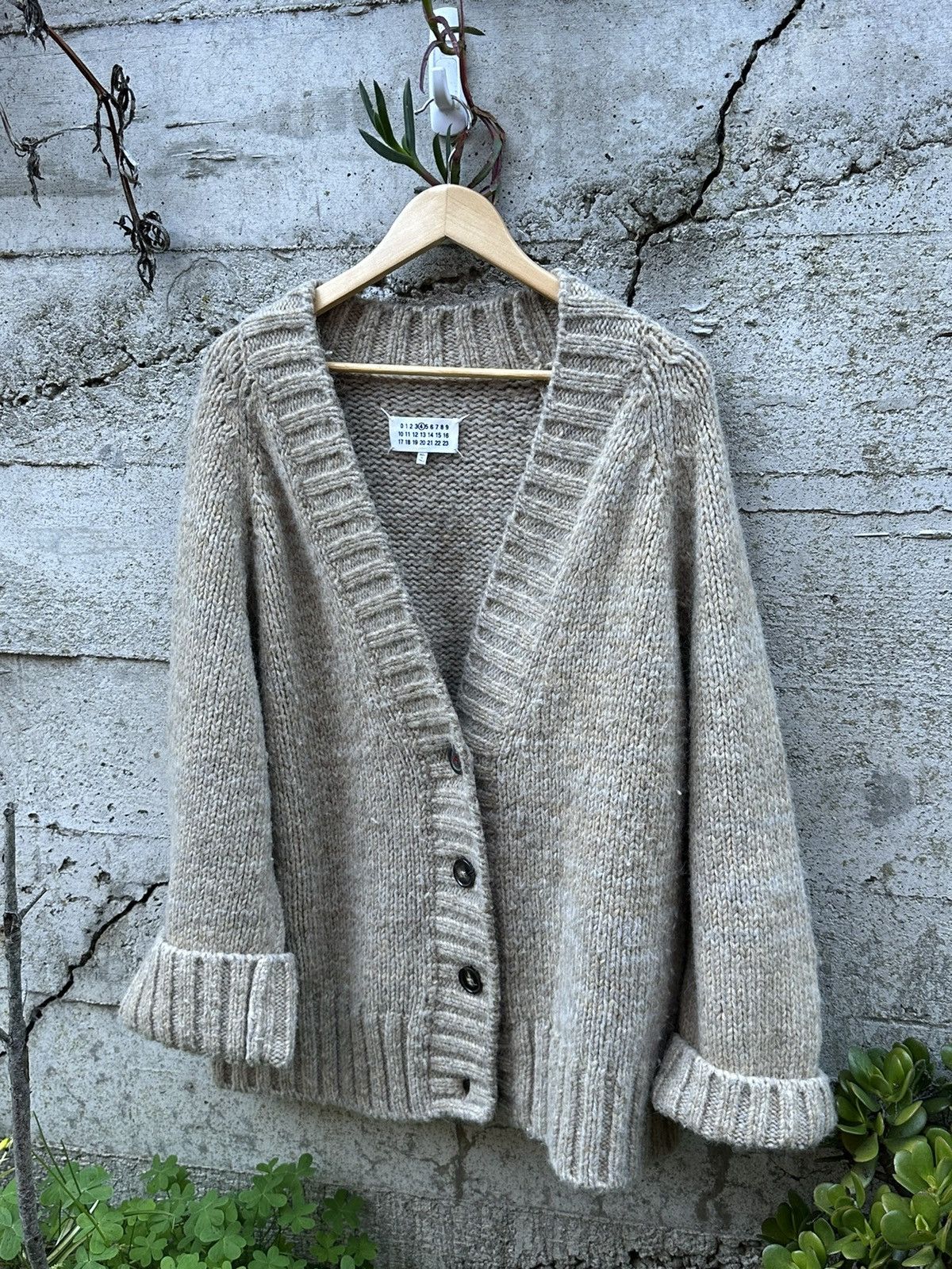 Maison Margiela RARE GRAIL Maison Margiela chunky Italian cardigan Size US XL / EU 56 / 4 - 2 Thumbnail