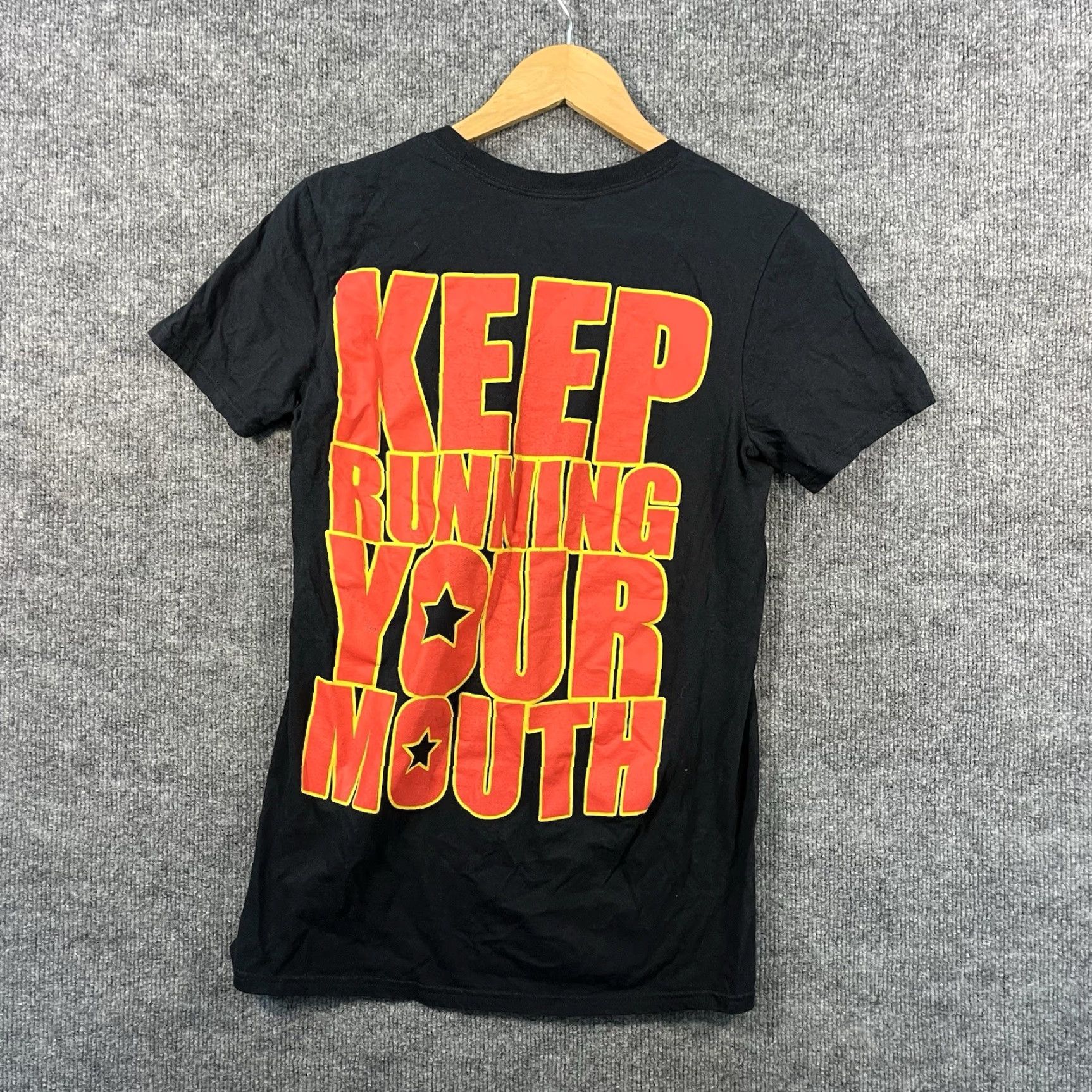 Vintage A Day To Remember Band T Shirt Pac-Man Keep Running Your Mouth S Black Men Short Sleeve T-Shirt Pop / Unbranded Mens Small Size US S / EU 44-46 / 1 - 3 Thumbnail