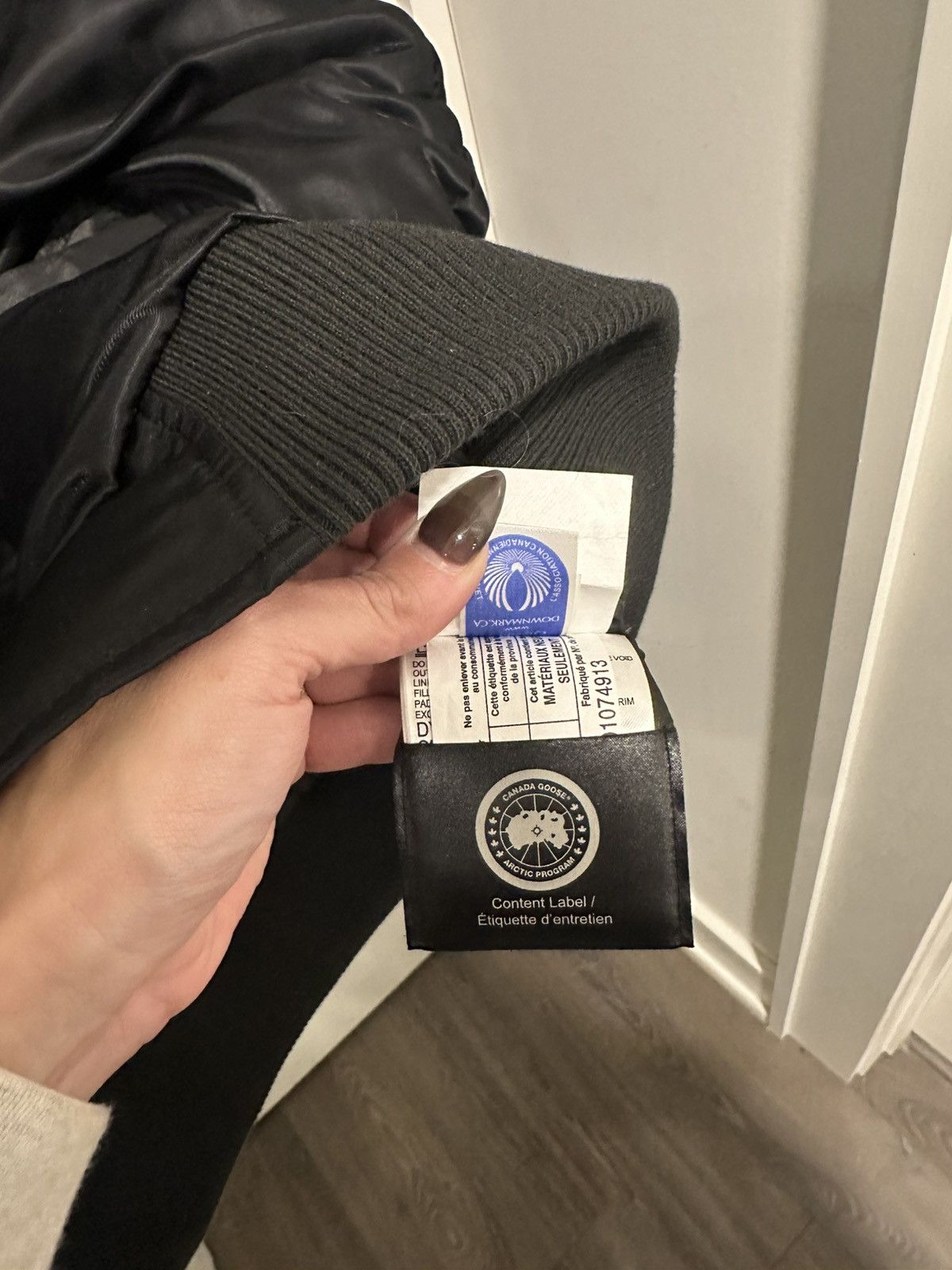Canada Goose × October's Very Own OVO X Canada Goose Chilliwack Fur Bomber Jacket 2010 Drake Size US L / EU 52-54 / 3 - 5 Thumbnail