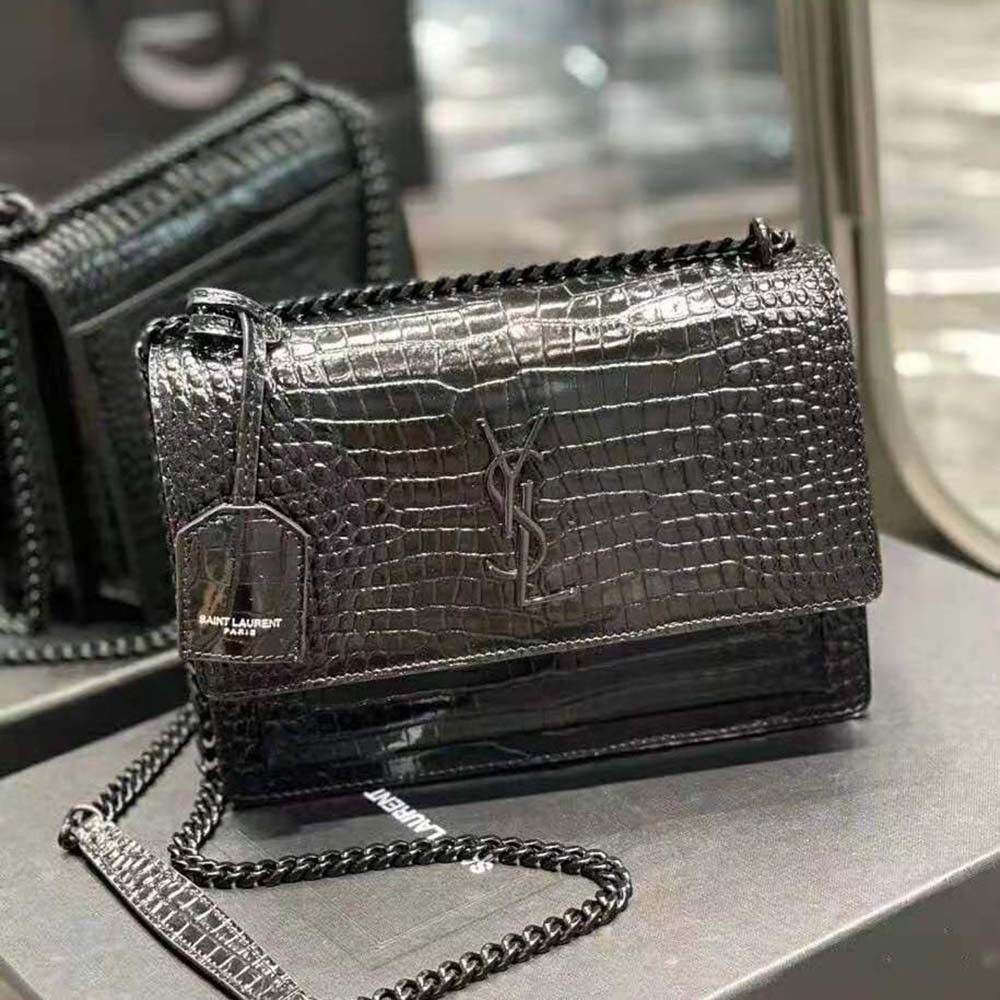 Saint Laurent Paris o1s1wg110924 Size: OS / Sunset Medium Leather Bag in Black Size ONE SIZE - 2 Thumbnail