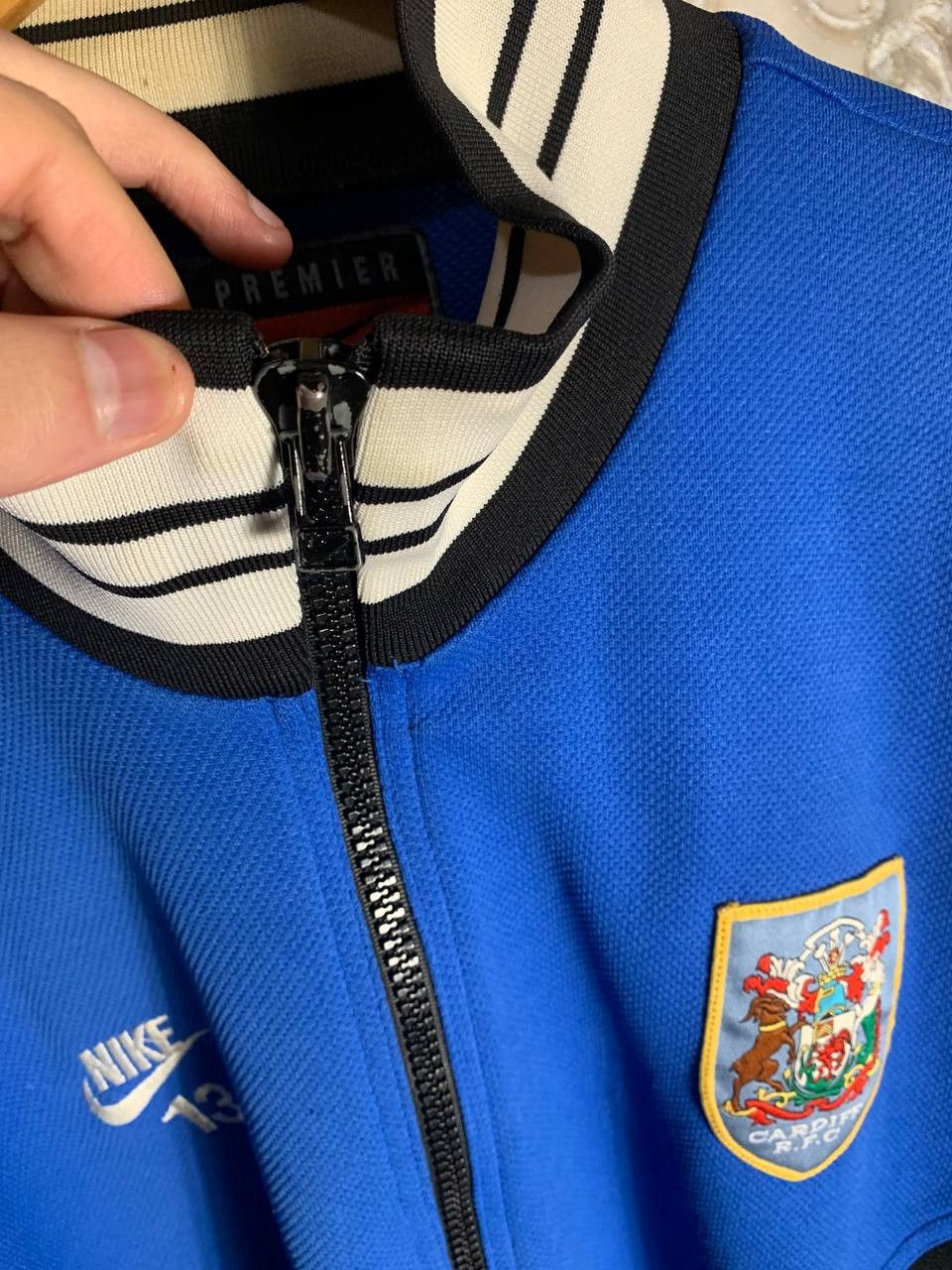 Nike Vintage Nike Cardiff City Rugby Jersey Jacket Retro Y2K 90s Size US XL / EU 56 / 4 - 12 Thumbnail