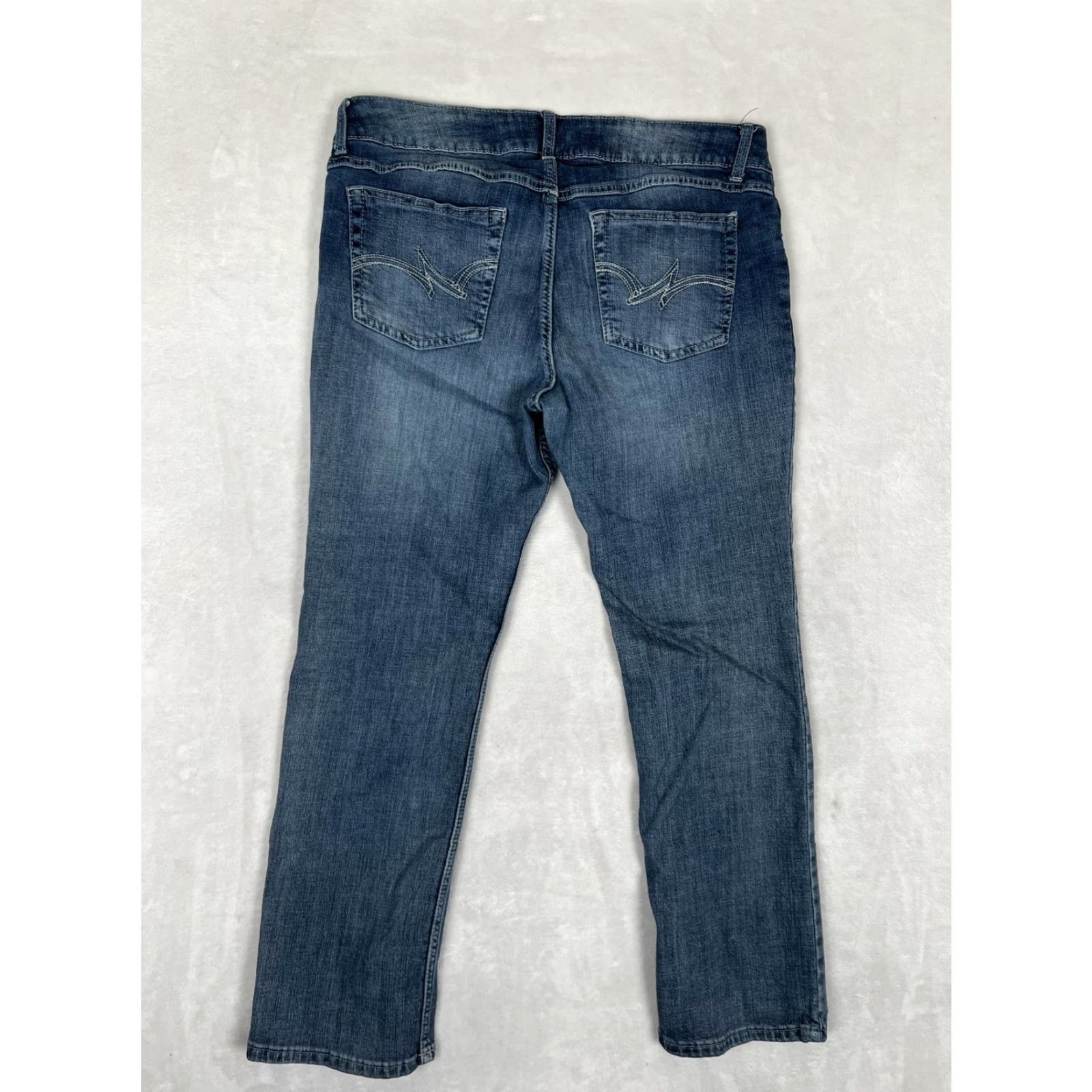 Wrangler Wrangler Jeans Women's 15 Blue Medium Wash Regular Denim Straight Leg Pockets 29in Inseam Wrangler 100015T409JYMS Womens Size 36" / US 14 / IT 50 - 7 Thumbnail