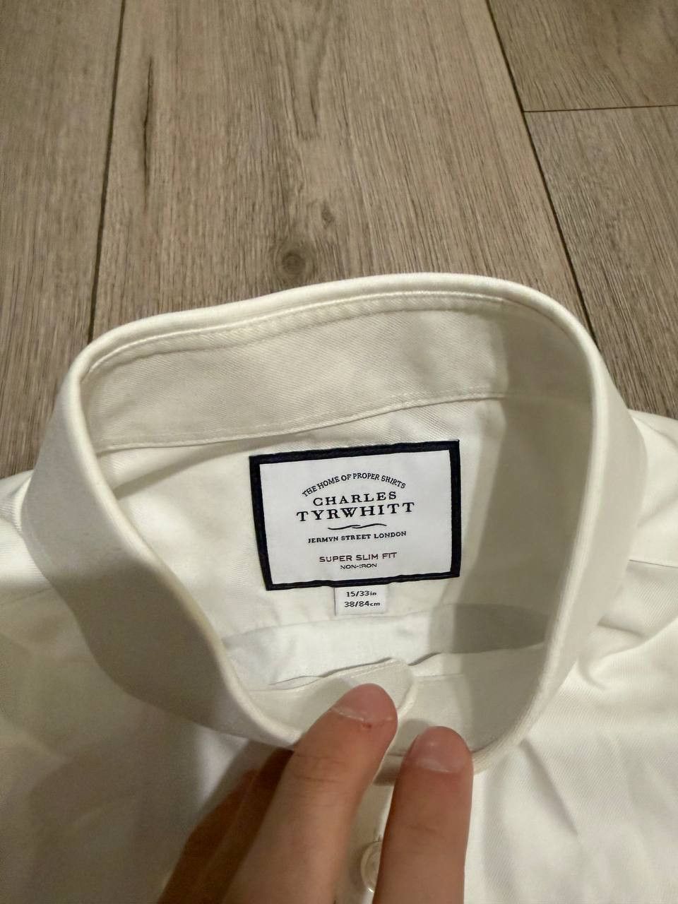 Charles Tyrwhitt charles tyrwhitt shirt mens white 15/33 Super slim fit Size US S / EU 44-46 / 1 - 3 Thumbnail