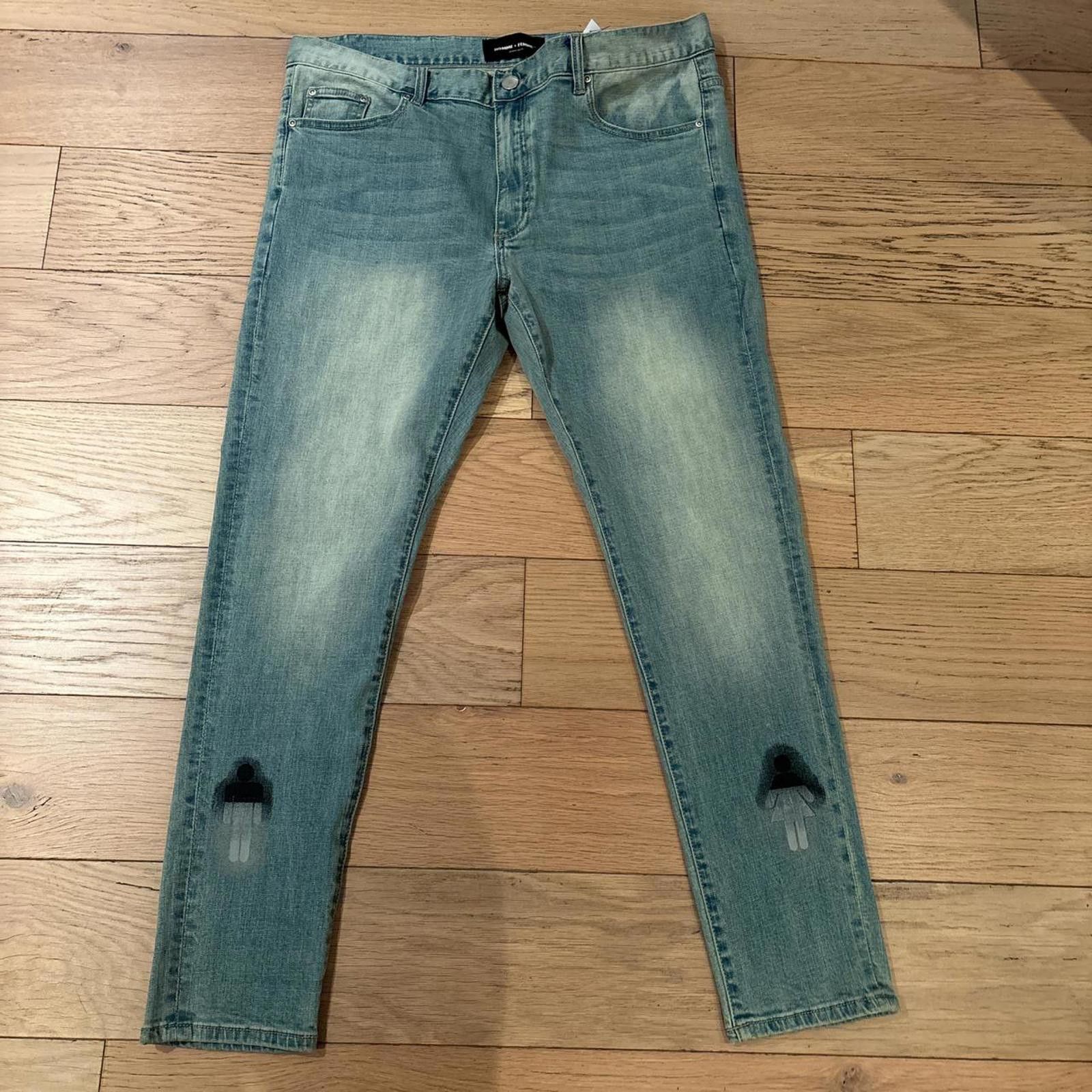 Designer Homme Femme light wash skinny jeans Size US 40 / EU 56 - 1 Thumbnail