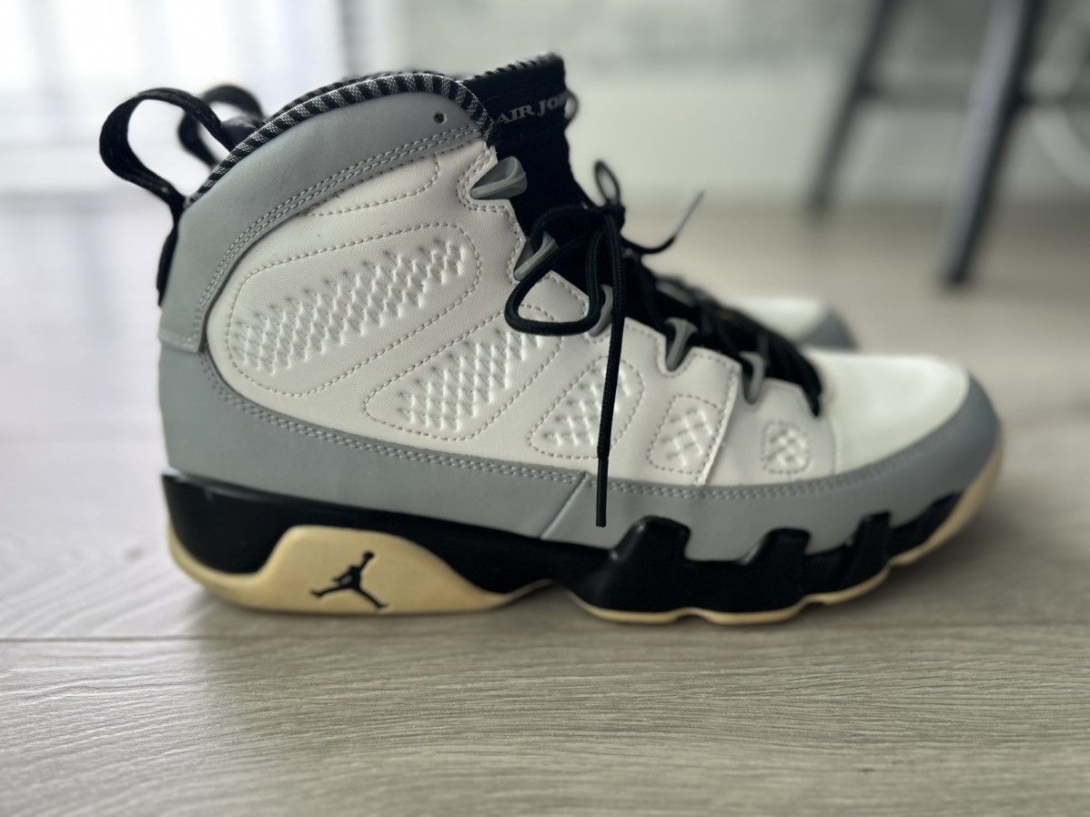 Jordan Brand Air Jordan 9 Retro “Barons” 2014 Size US 9.5 / EU 42-43 - 3 Thumbnail