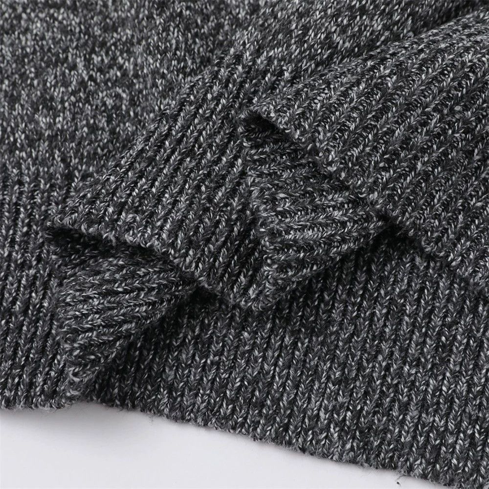Vintage Men's loose casual V-neck contrast lapel sweater Size US M / EU 48-50 / 2 - 4 Thumbnail