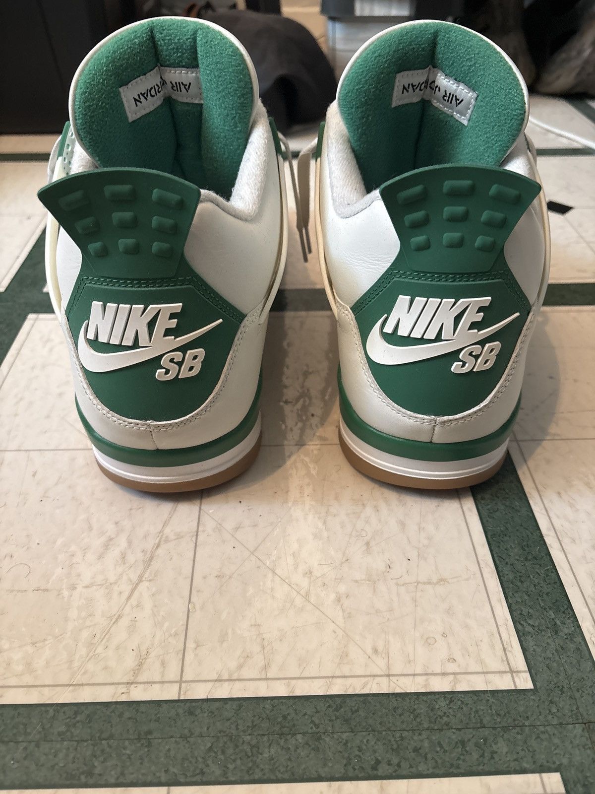 Jordan Brand Jordan 4 SB Pine Green Size US 15 / EU 48 - 4 Thumbnail