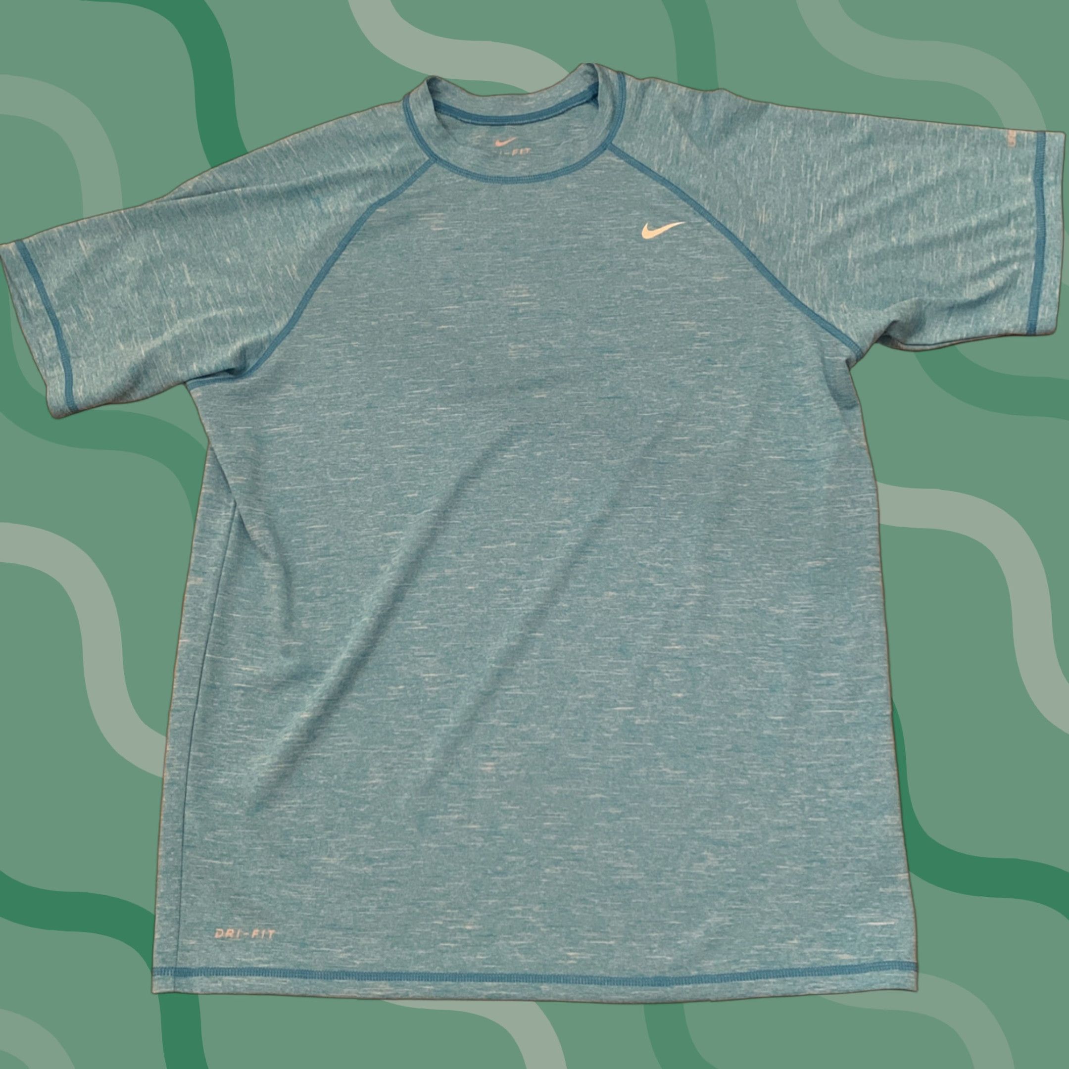 Nike Nike Swim Surf T-Shirt Men Size M Blue Aqua UPF 40+ Dri-Fit Swoosh Crew Neck Size US M / EU 48-50 / 2 - 1 Thumbnail