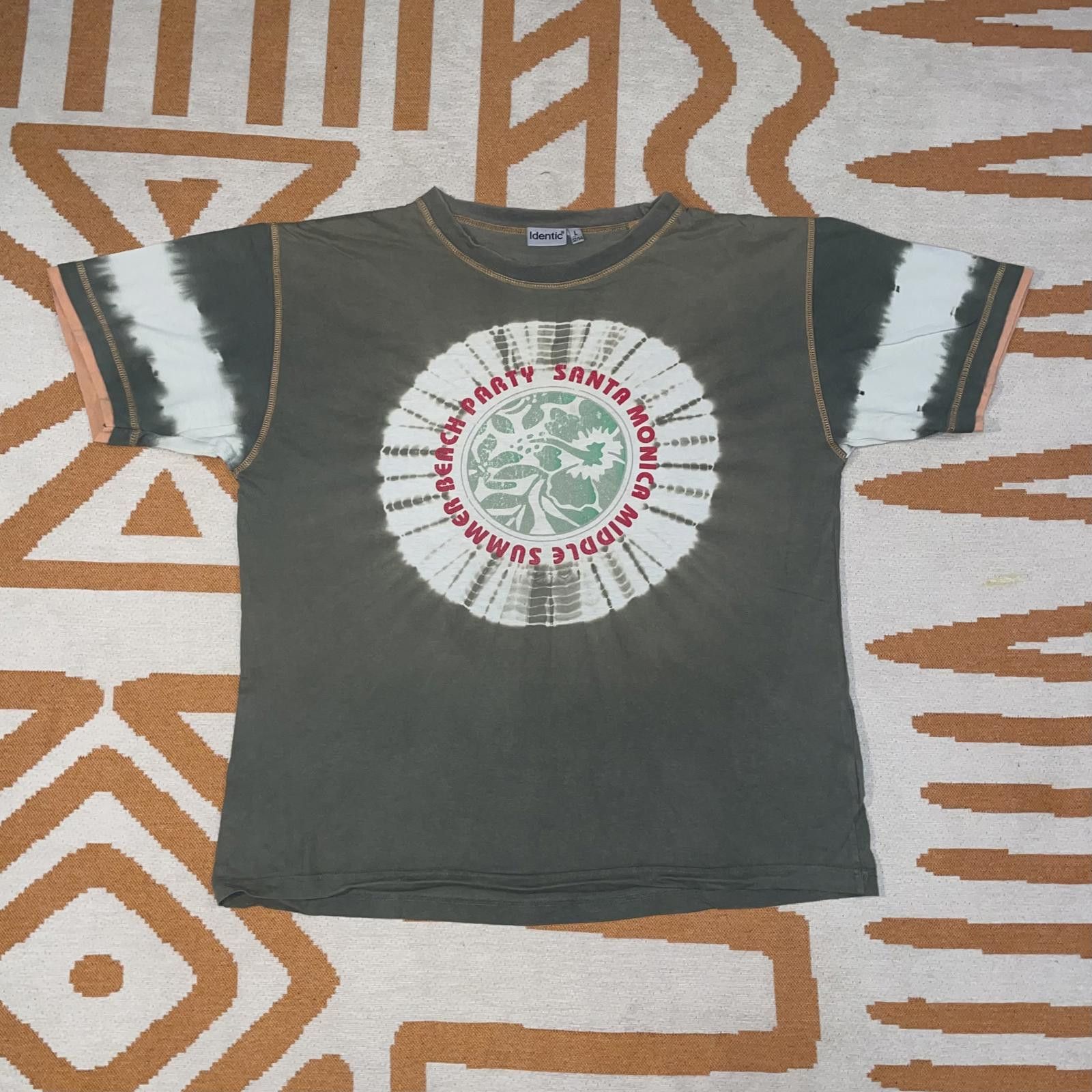 Random Identities Identic 90s Party Graphic Tie Dye T-Shirt L. Size US L / EU 52-54 / 3 - 1 Thumbnail