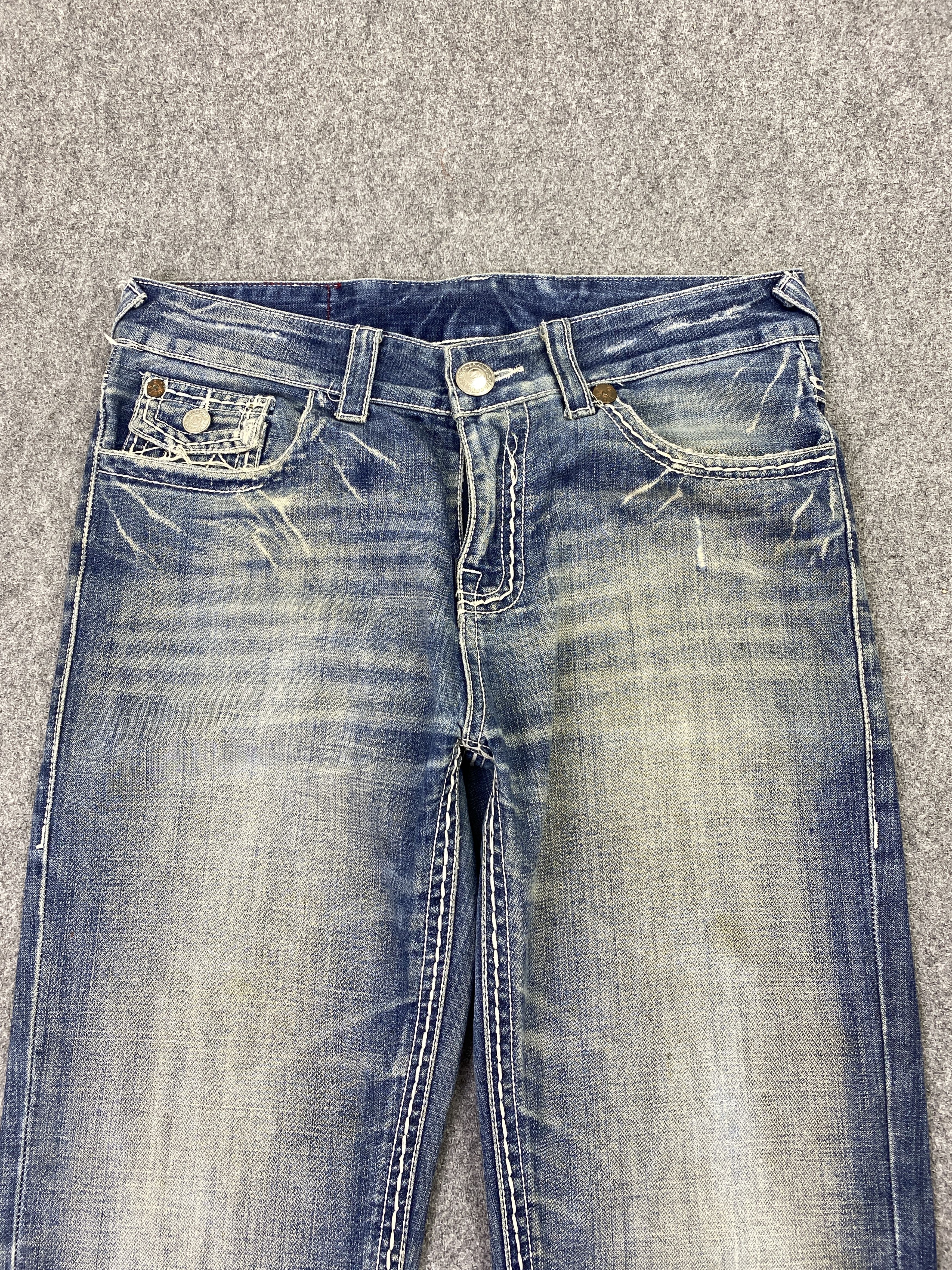 True Religion Vintage True Religion Blue Faded Jeans DP2878 Size US 34 / EU 50 - 2 Thumbnail