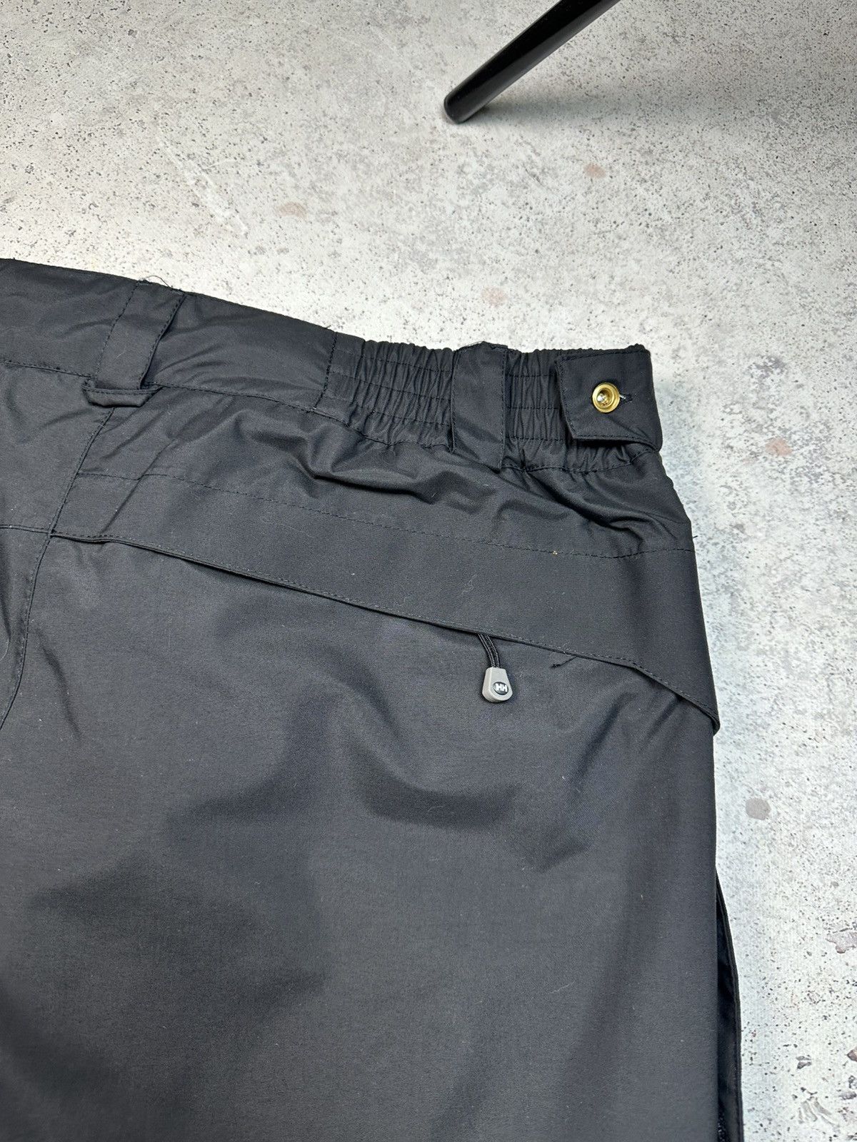 Helly Hansen Vintage Helly Hansen Multi-pocket Cargo Ski Pants Men New Size US 36 / EU 52 - 12 Thumbnail