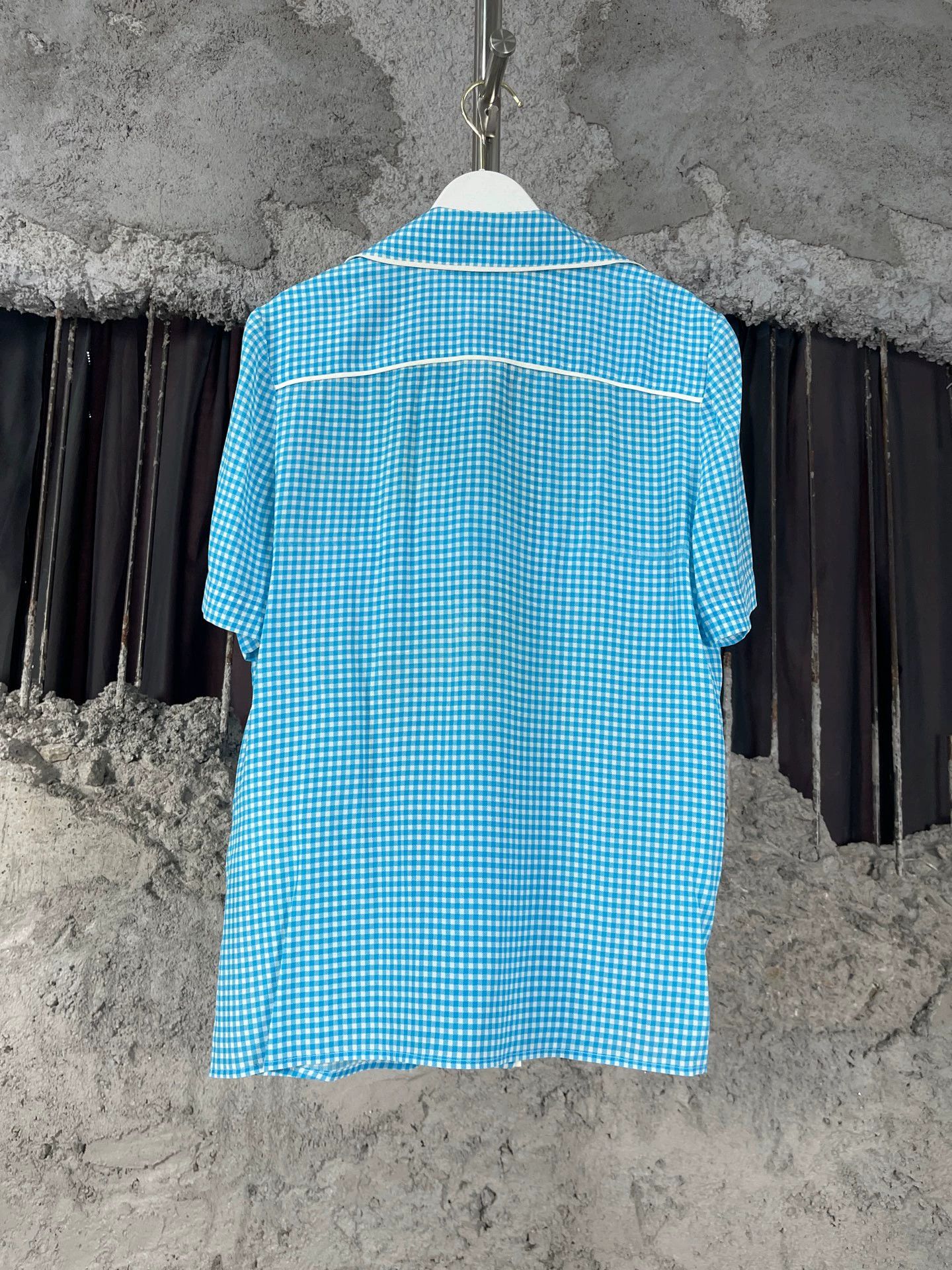 Fendi Fendi short sleeve shirt 38 99 new Size XS / US 0-2 / IT 36-38 - 2 Thumbnail