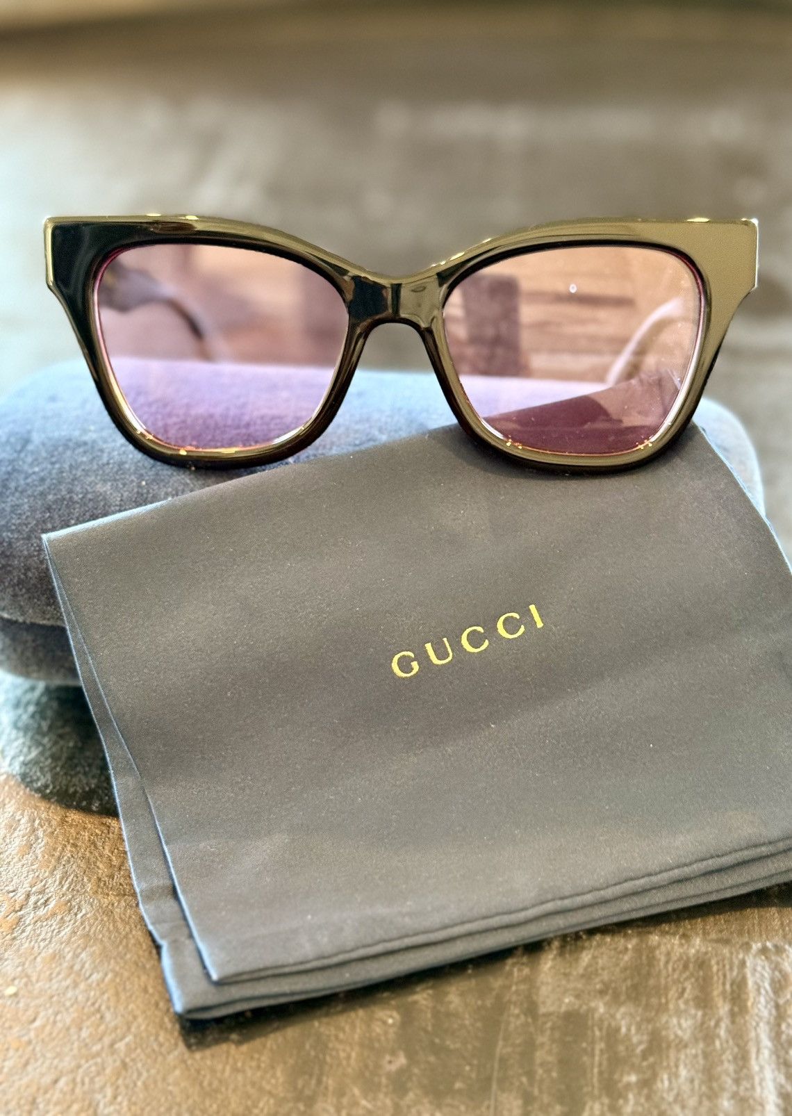 Gucci New Gucci GG1133S 003 Black Frame with Pink Lenses & Logo Size ONE SIZE - 17 Thumbnail