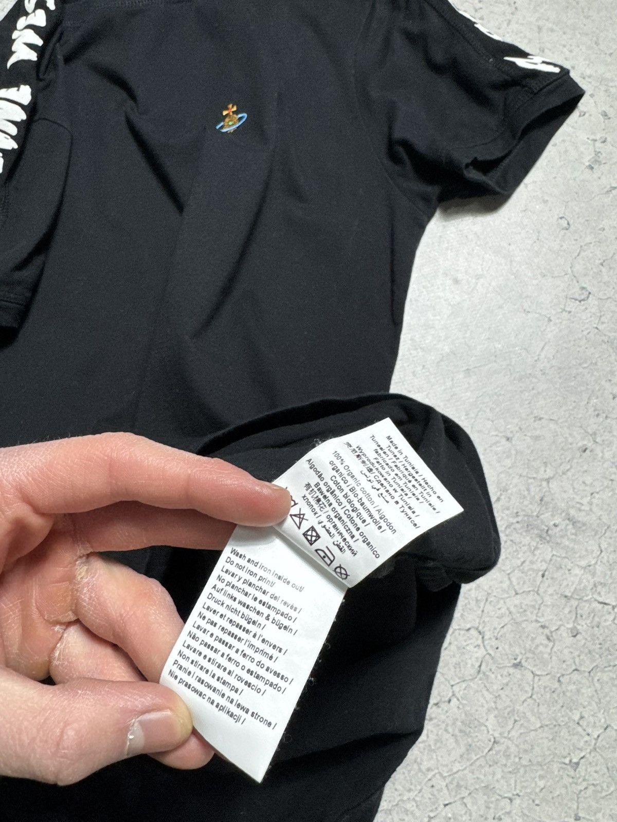 Vivienne Westwood Vivienne Westwood Black Luxury T-Shirt Size S Size US S / EU 44-46 / 1 - 8 Thumbnail